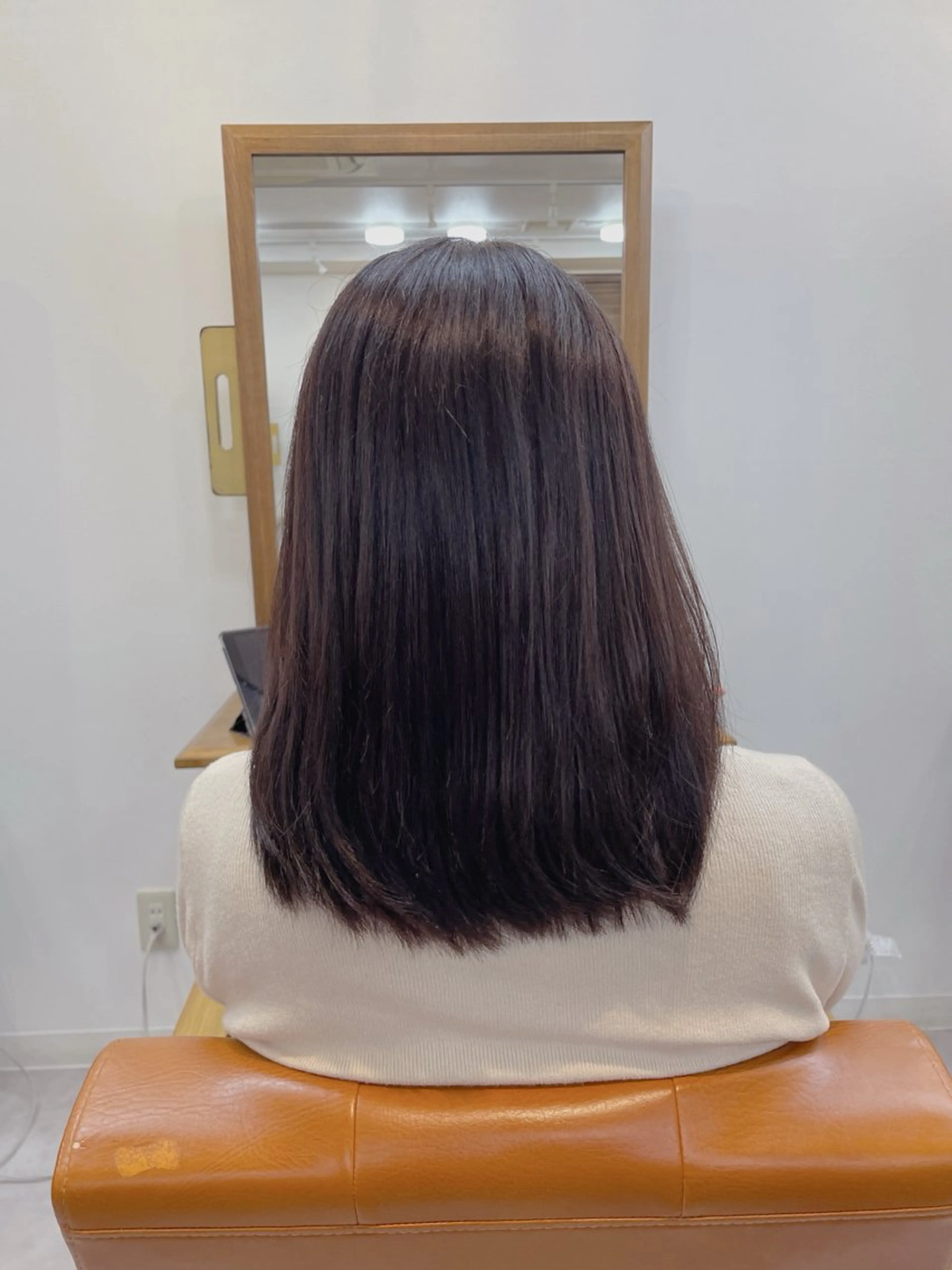 ミディアム lore 中村かれんのヘアスタイル