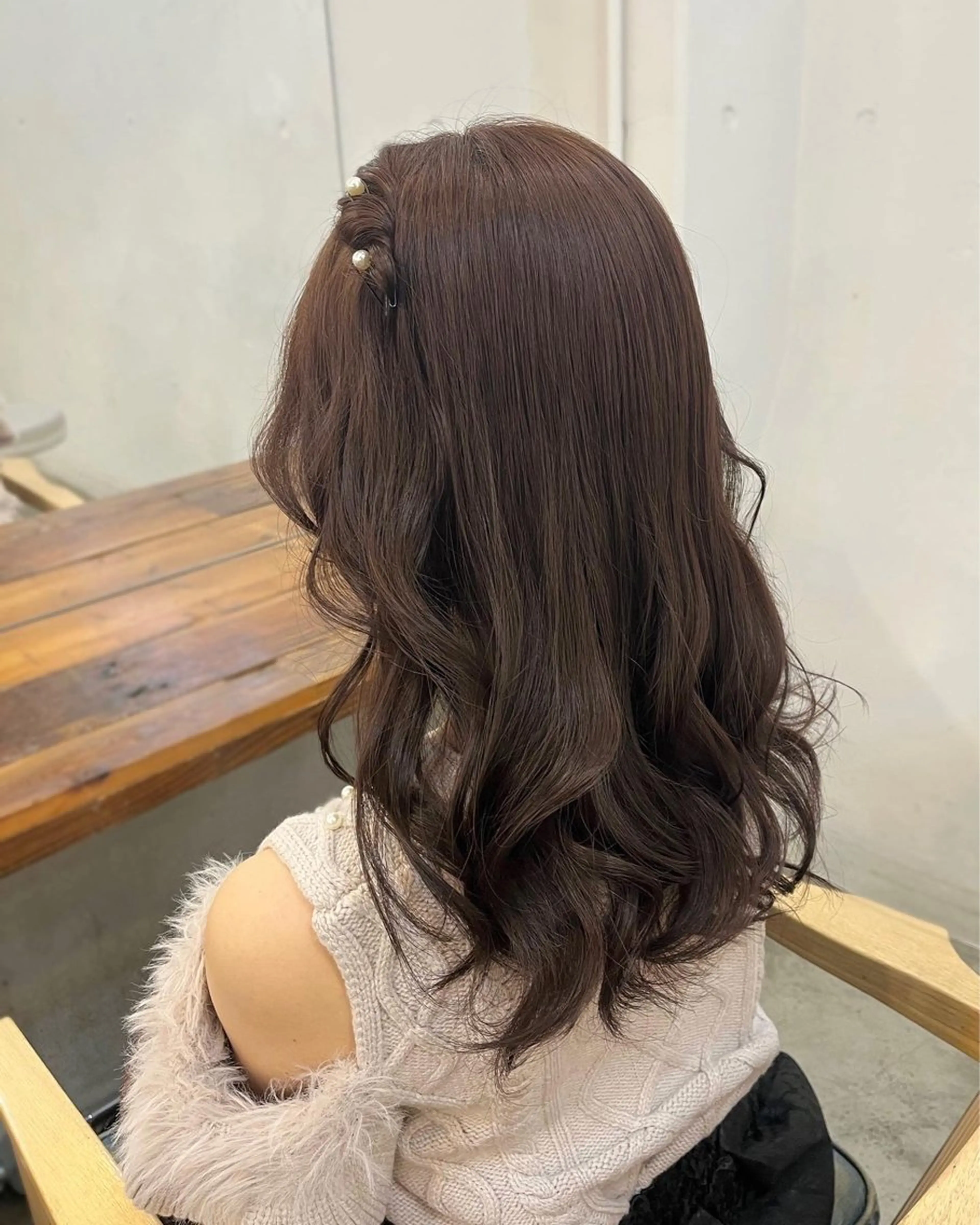 セミロング カラー ヘアアレンジ hazuki🐈‍⬛ 透明感カラーのヘアスタイル