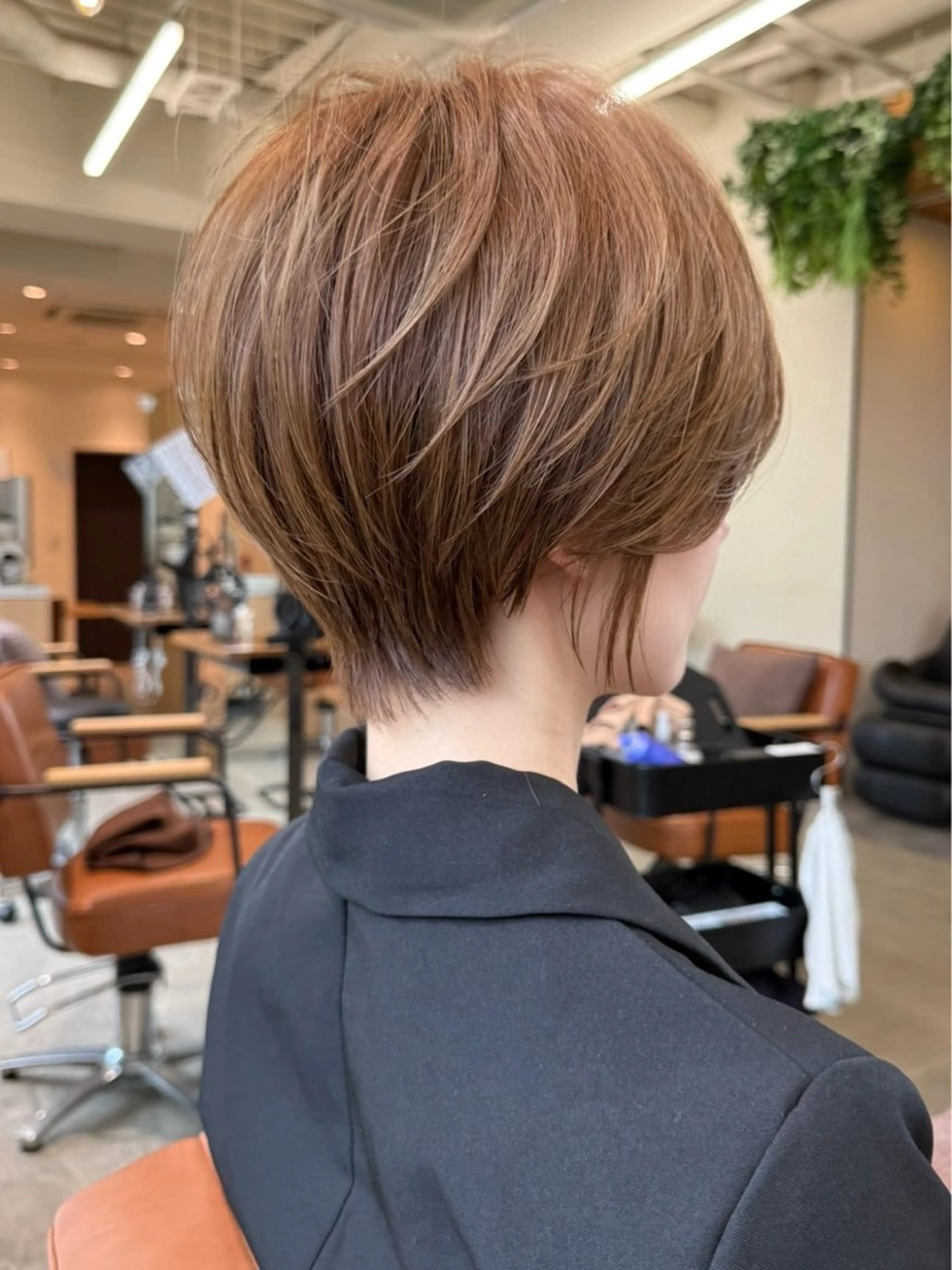 似合わせショートカット➕ポイント縮毛矯正の写真