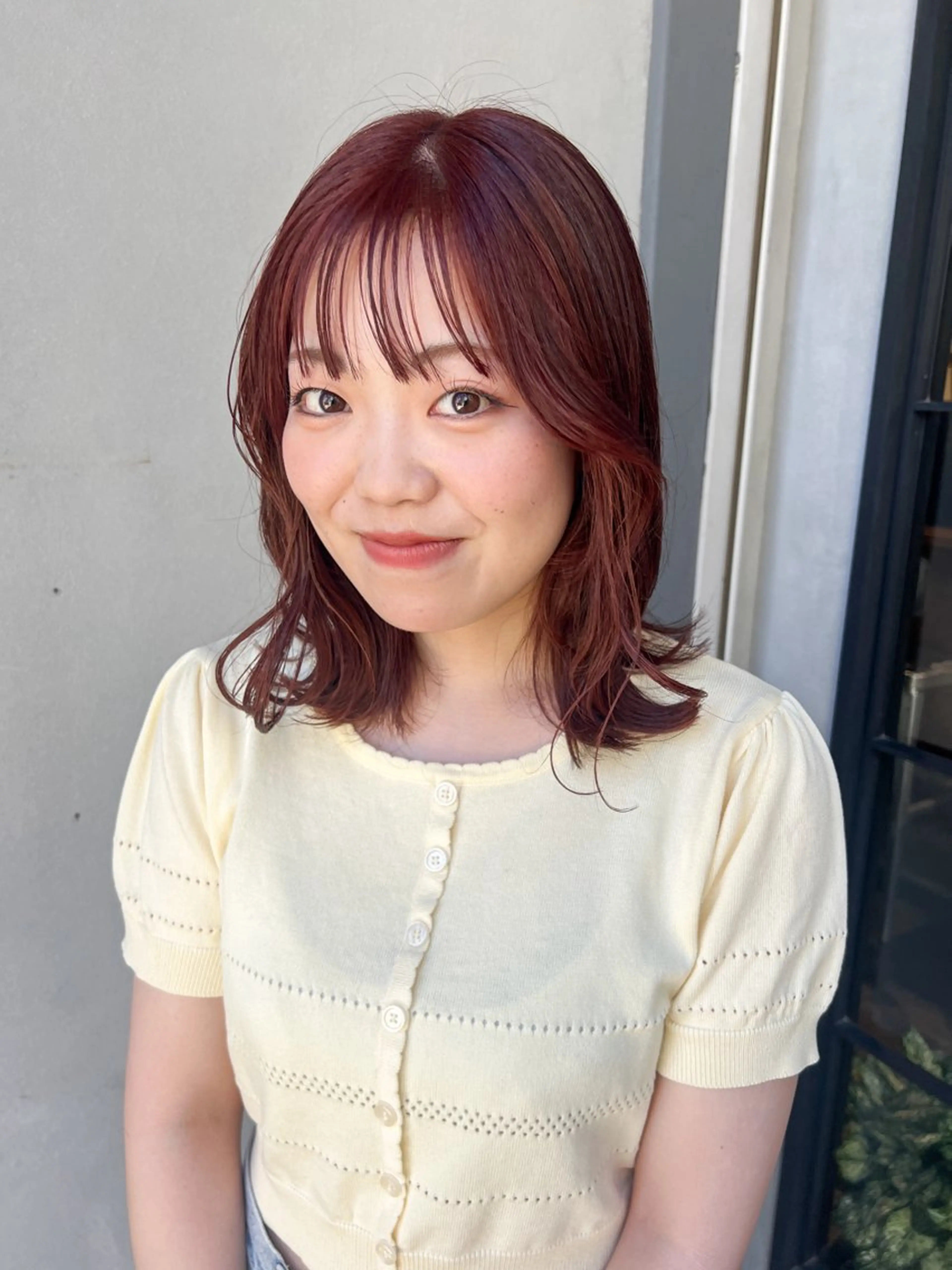 ミディアム 野々村 朋美のヘアスタイル