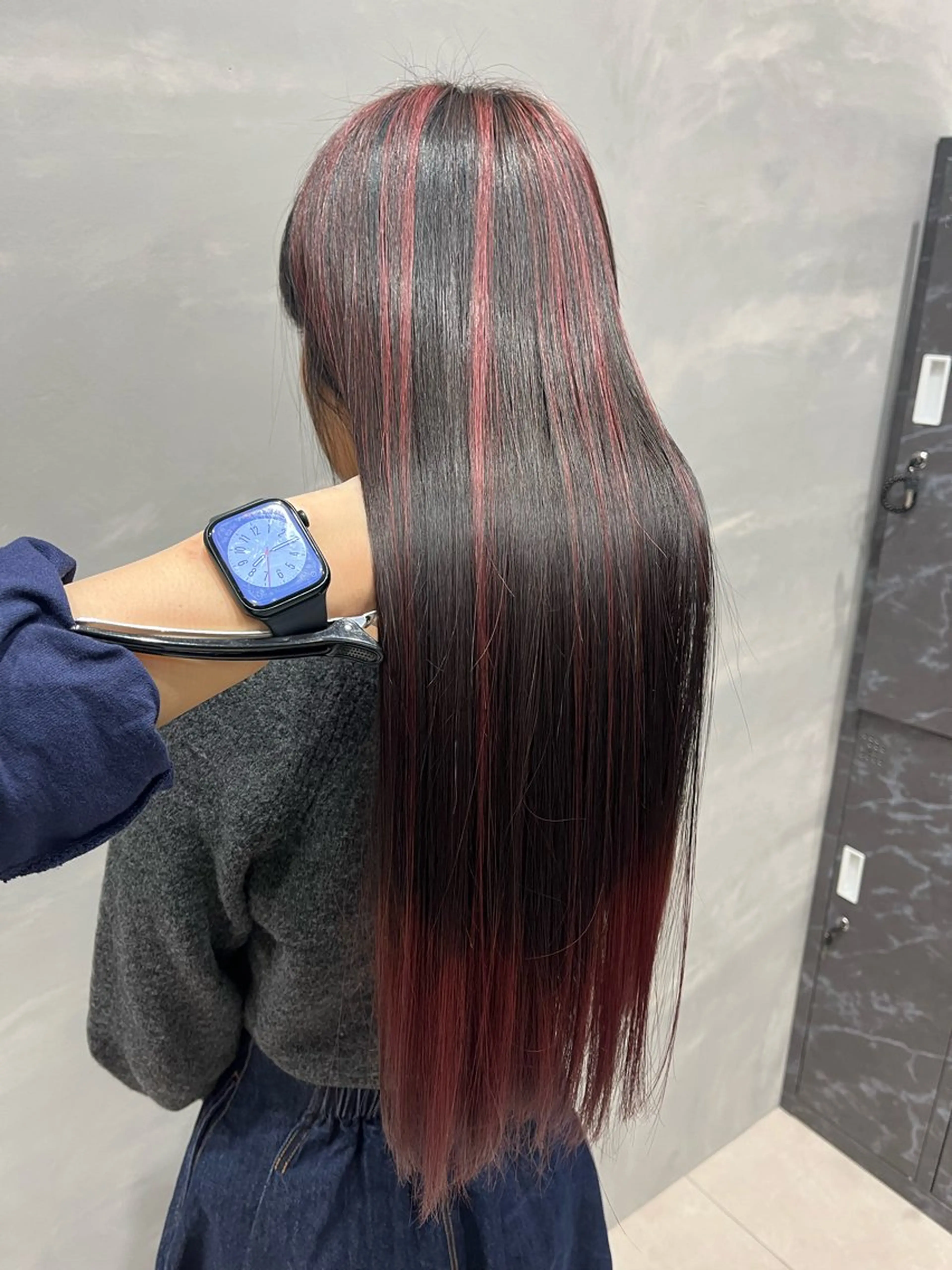 ロング カラー グラデーションカラー ハイライトカラー ハイライト ヘアカラー newi大分/ 磯部栞里／艶感カラーのヘアスタイル