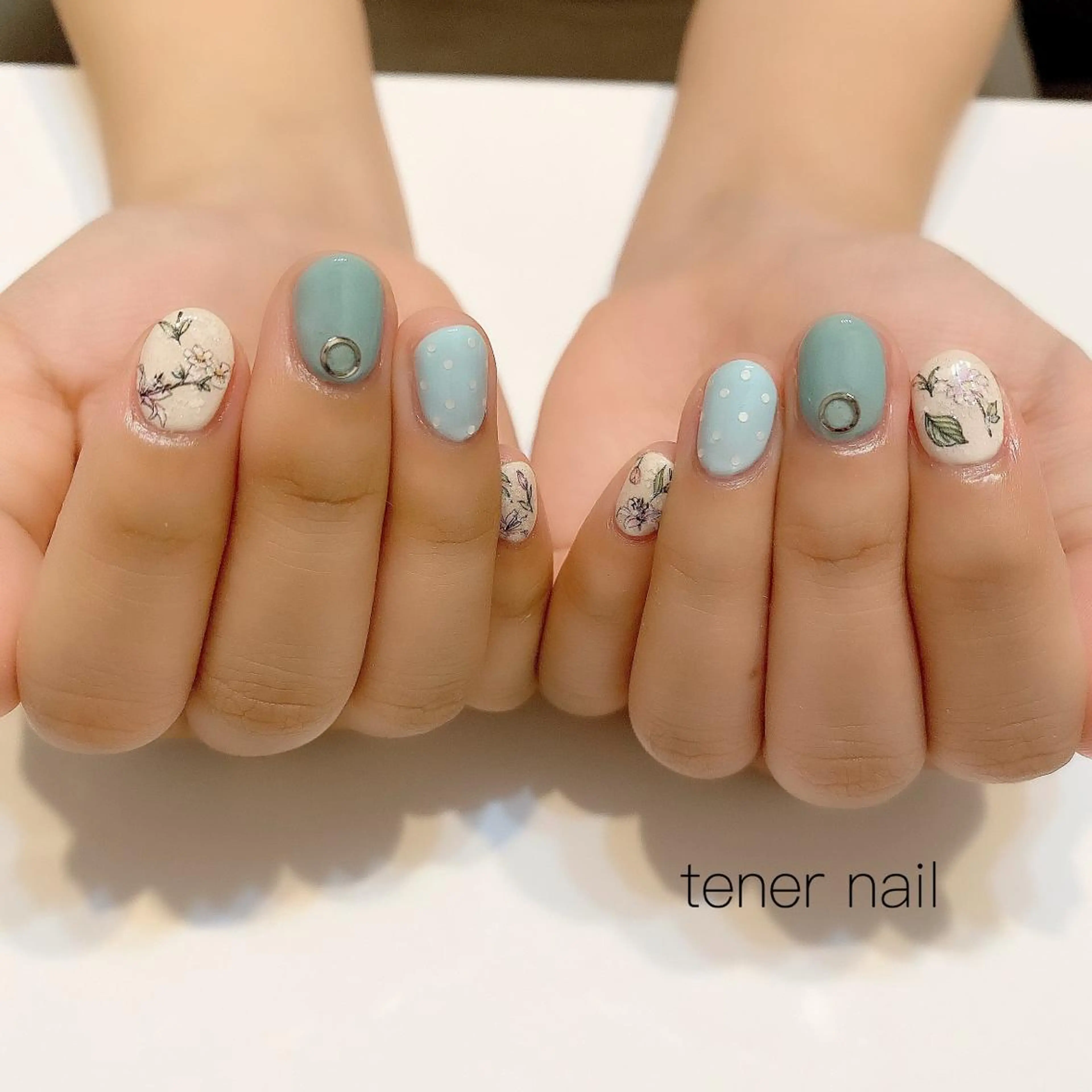 ネイル ブルー グリーン 夏ネイル 黄色 テネルネイル tener nailのネイルデザイン