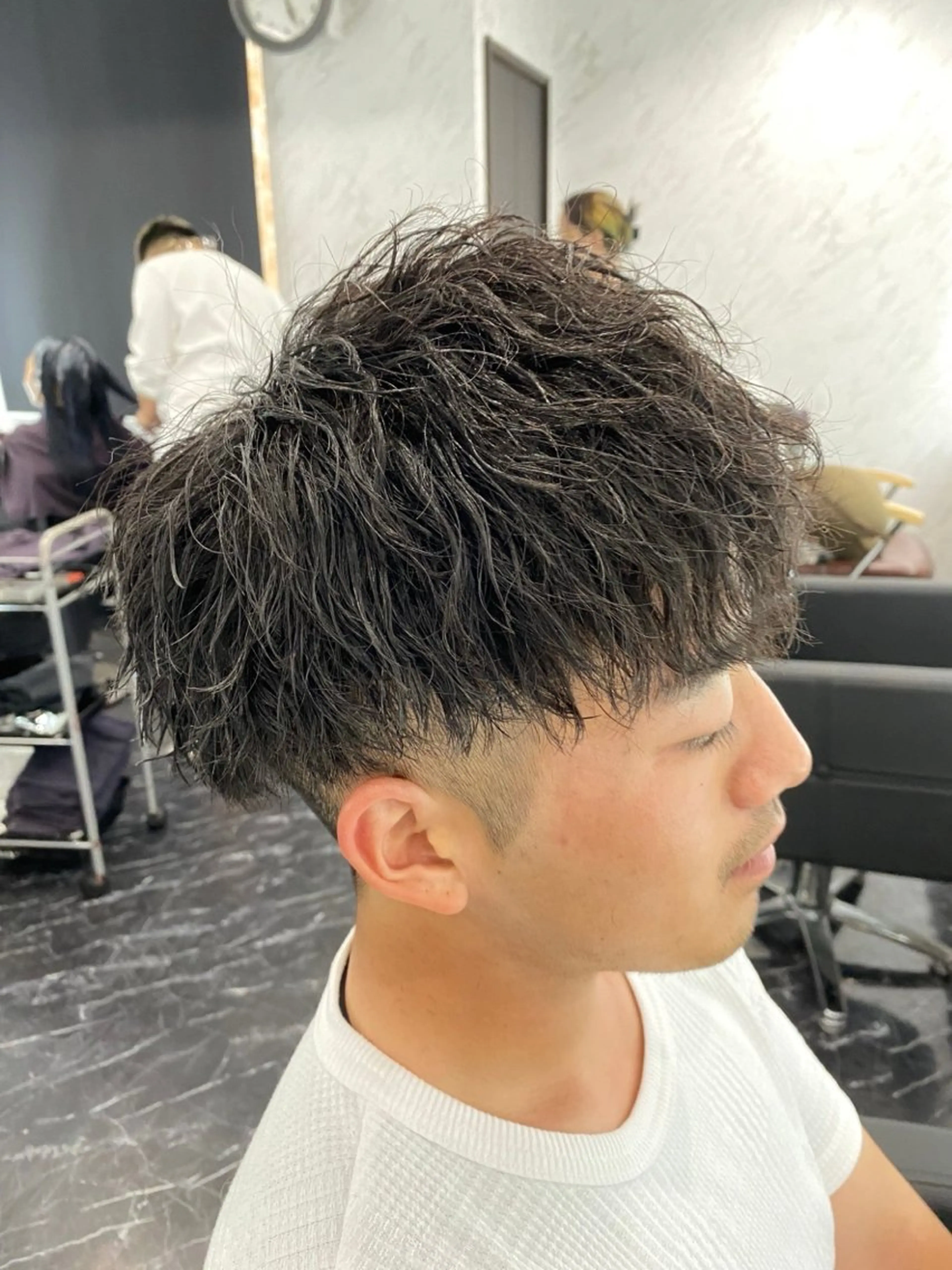 カラー パーマ 須永 聖也のヘアスタイル