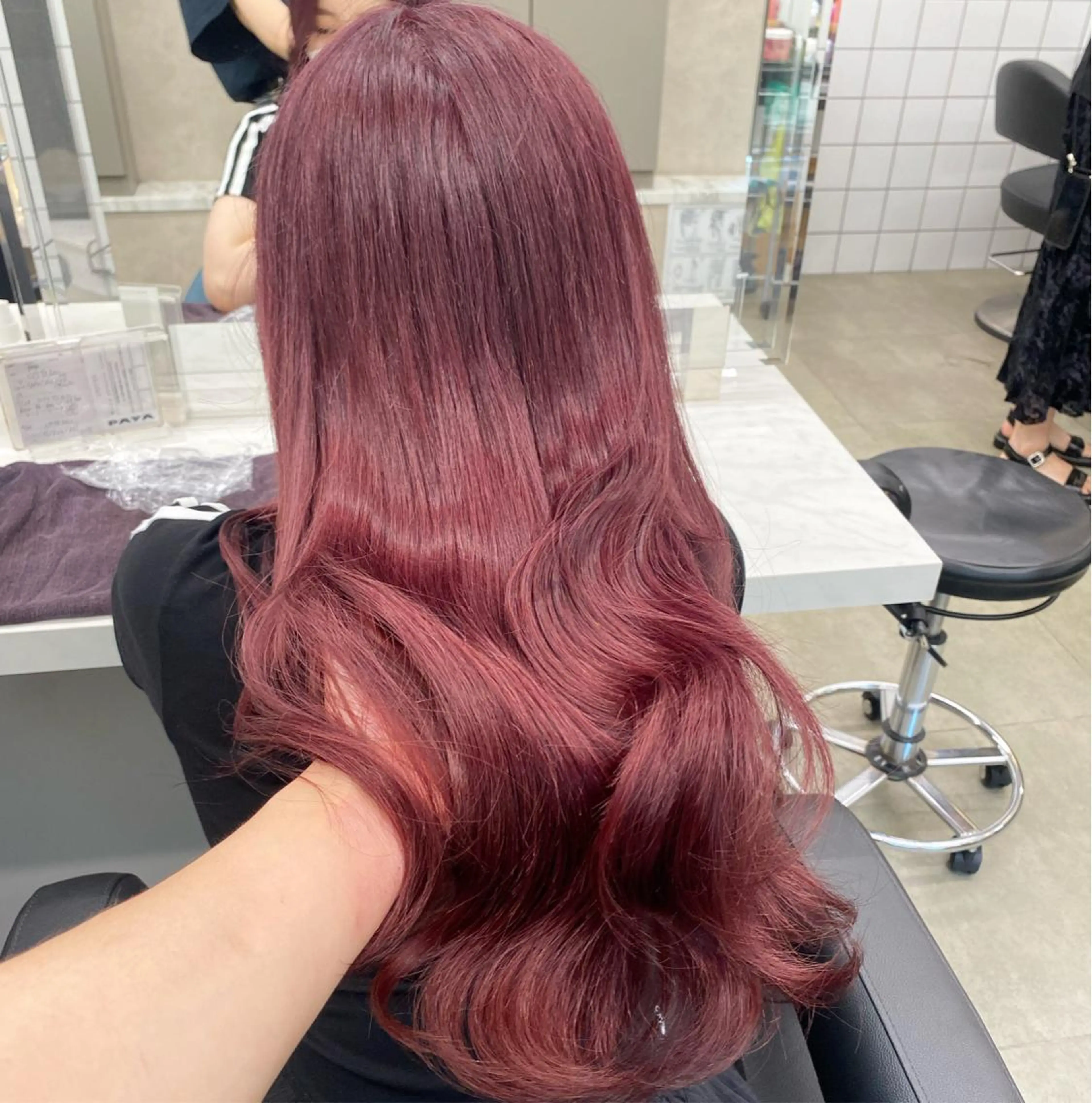 ミディアム カラー ヘアカラー トリートメント ヘアセット 韓国/トレンド レイヤー【101】のヘアスタイル