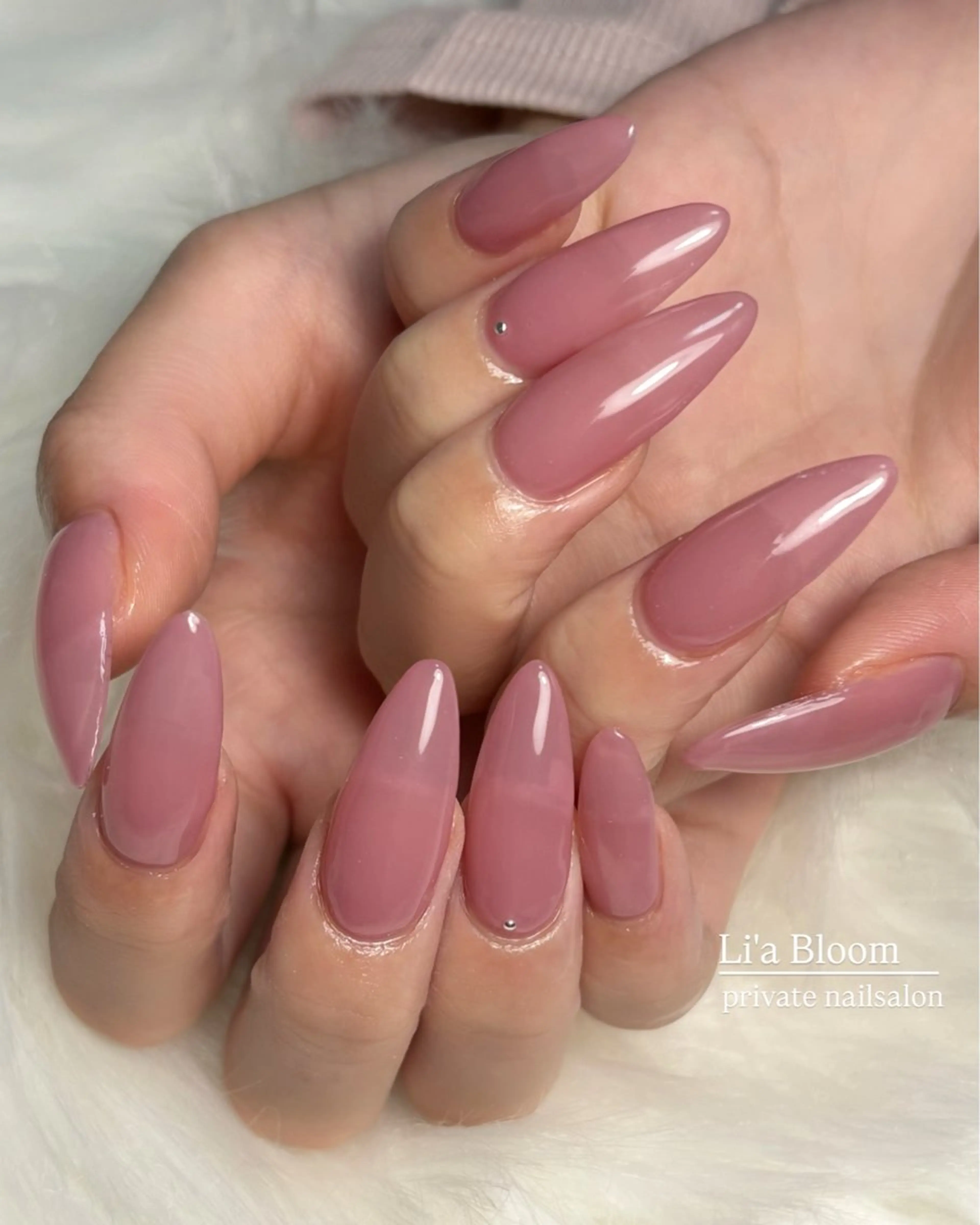 ネイル ハンドネイル 🦋🤍 madoka🤍のネイルデザイン