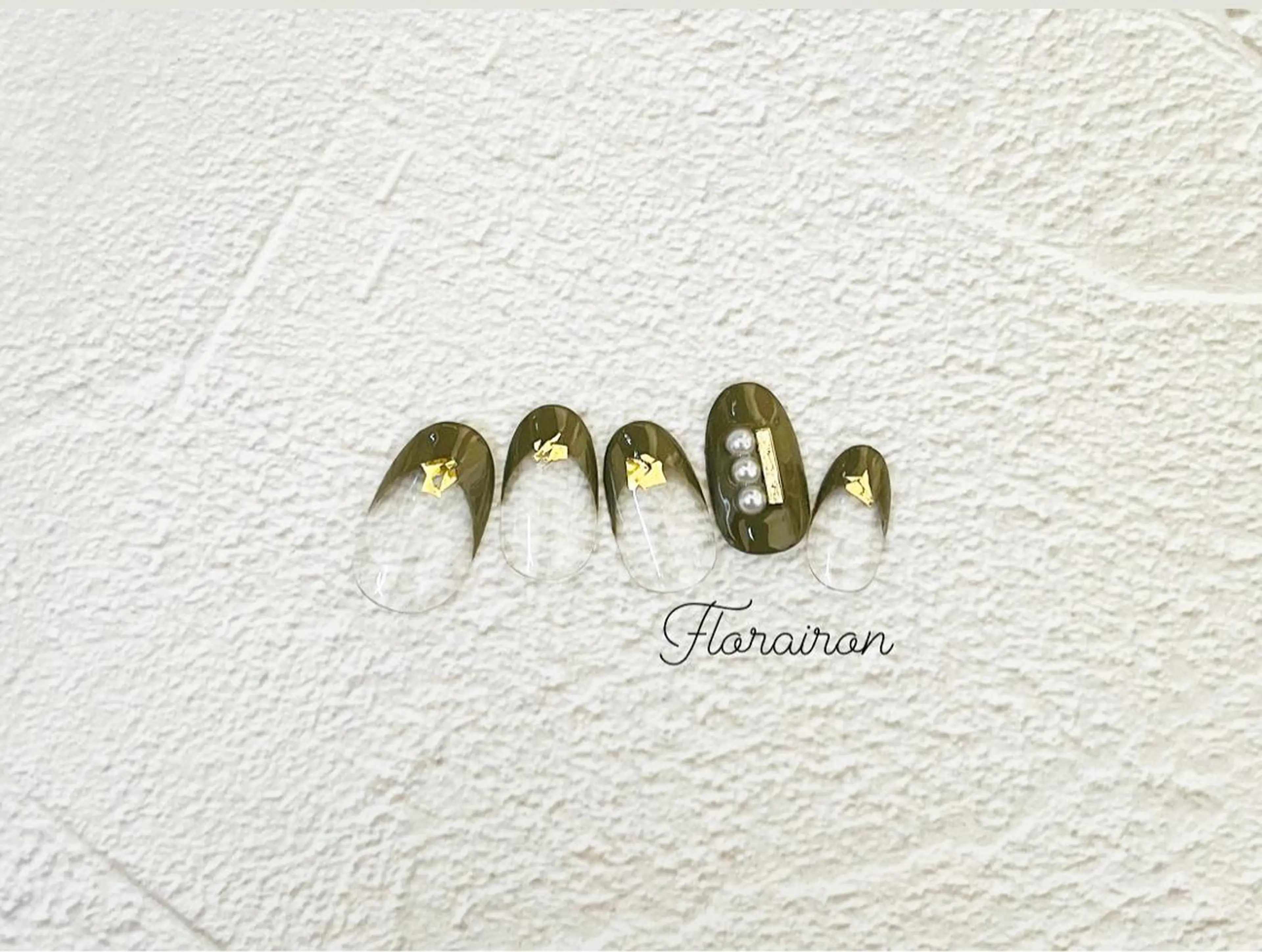 ショート ネイル アートネイル フレンチネイル キラキラネイル 大理石ネイル(マーブル) ミラーネイル Floraison YUIのネイルデザイン