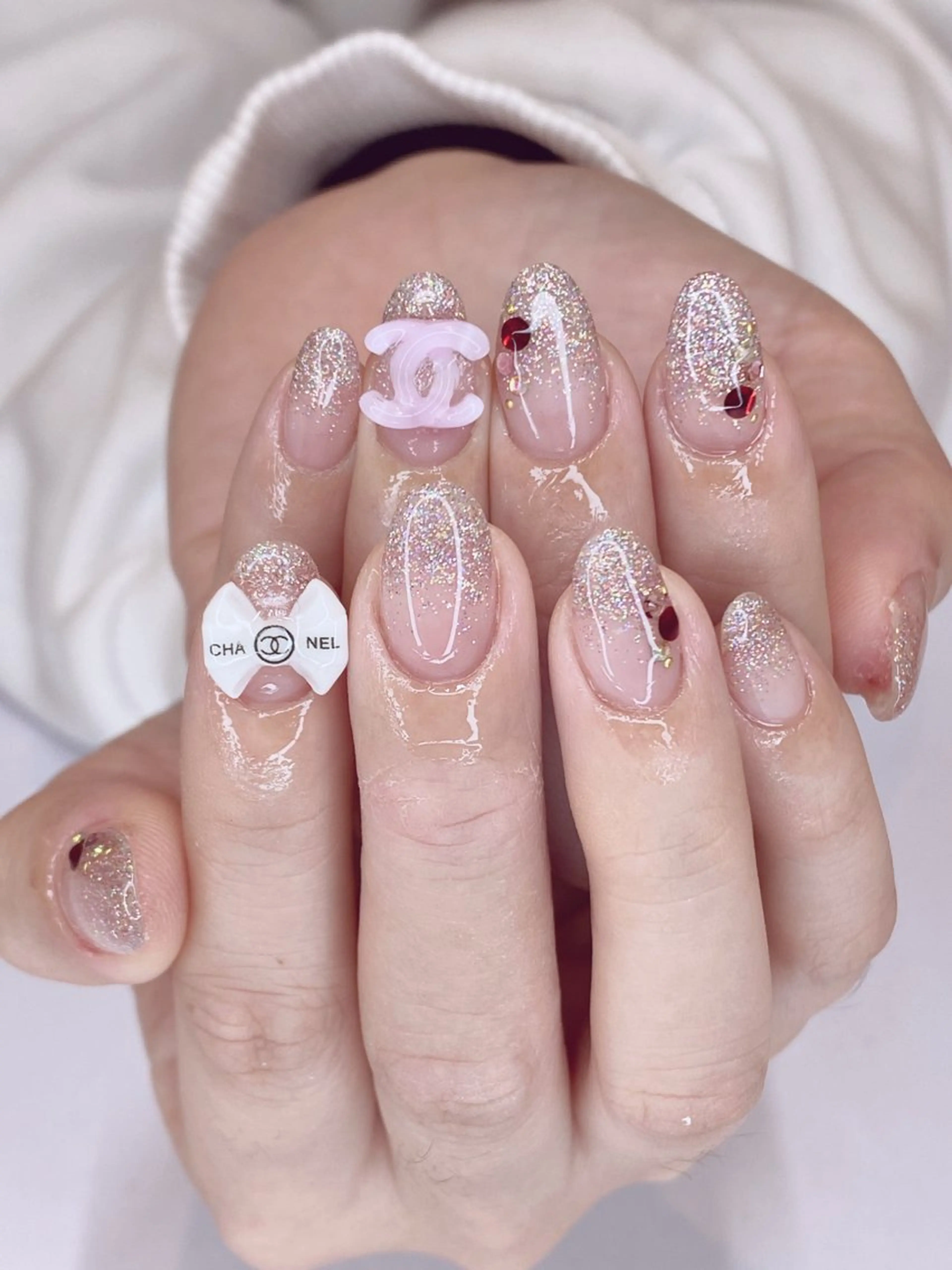 ネイル アートネイル オーロラネイル クリアネイル グラデーション ハート Nail Salon ertiのネイルデザイン