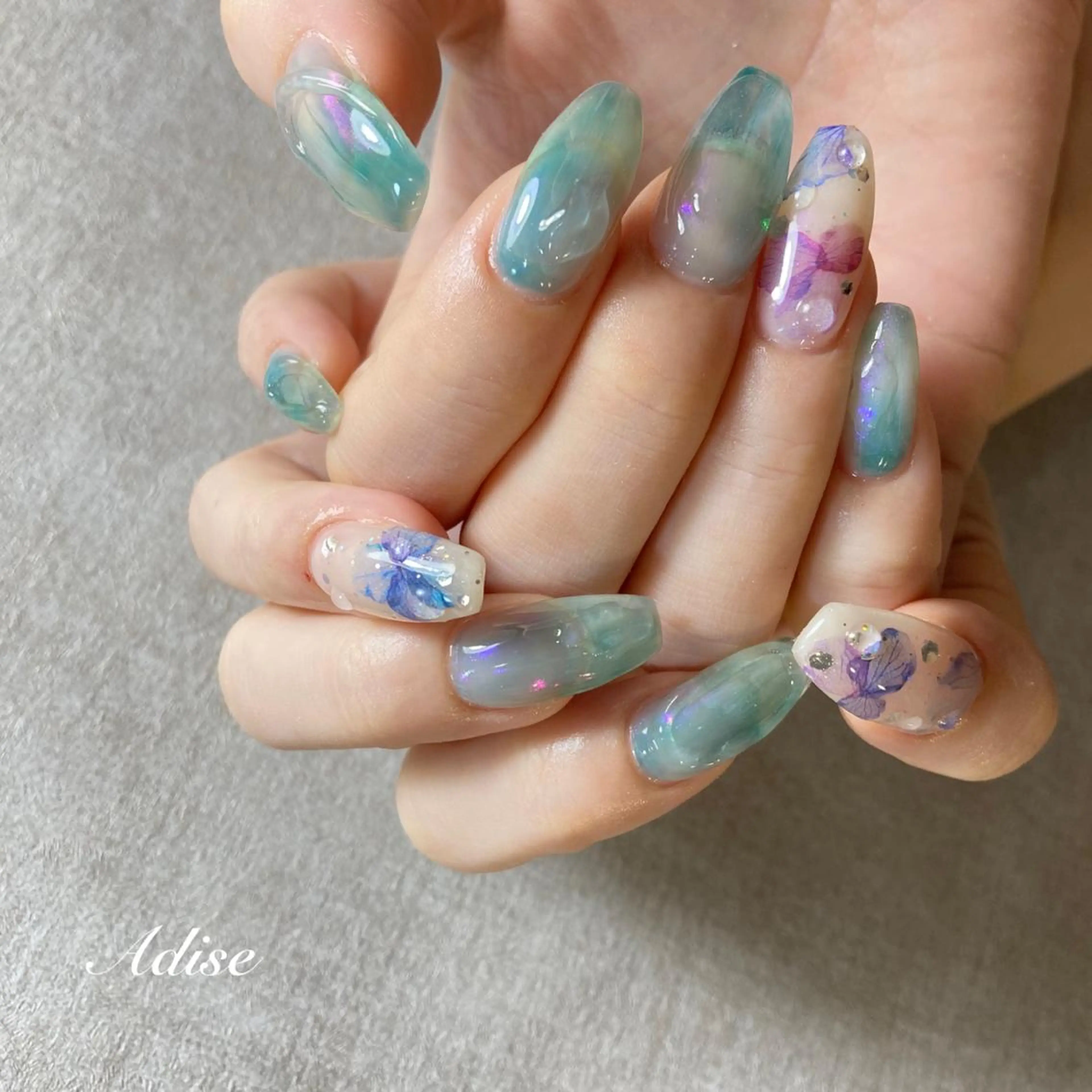 ネイル ニュアンスネイル 第一印象専門サロン ADISEのエステ・リラクイメージ