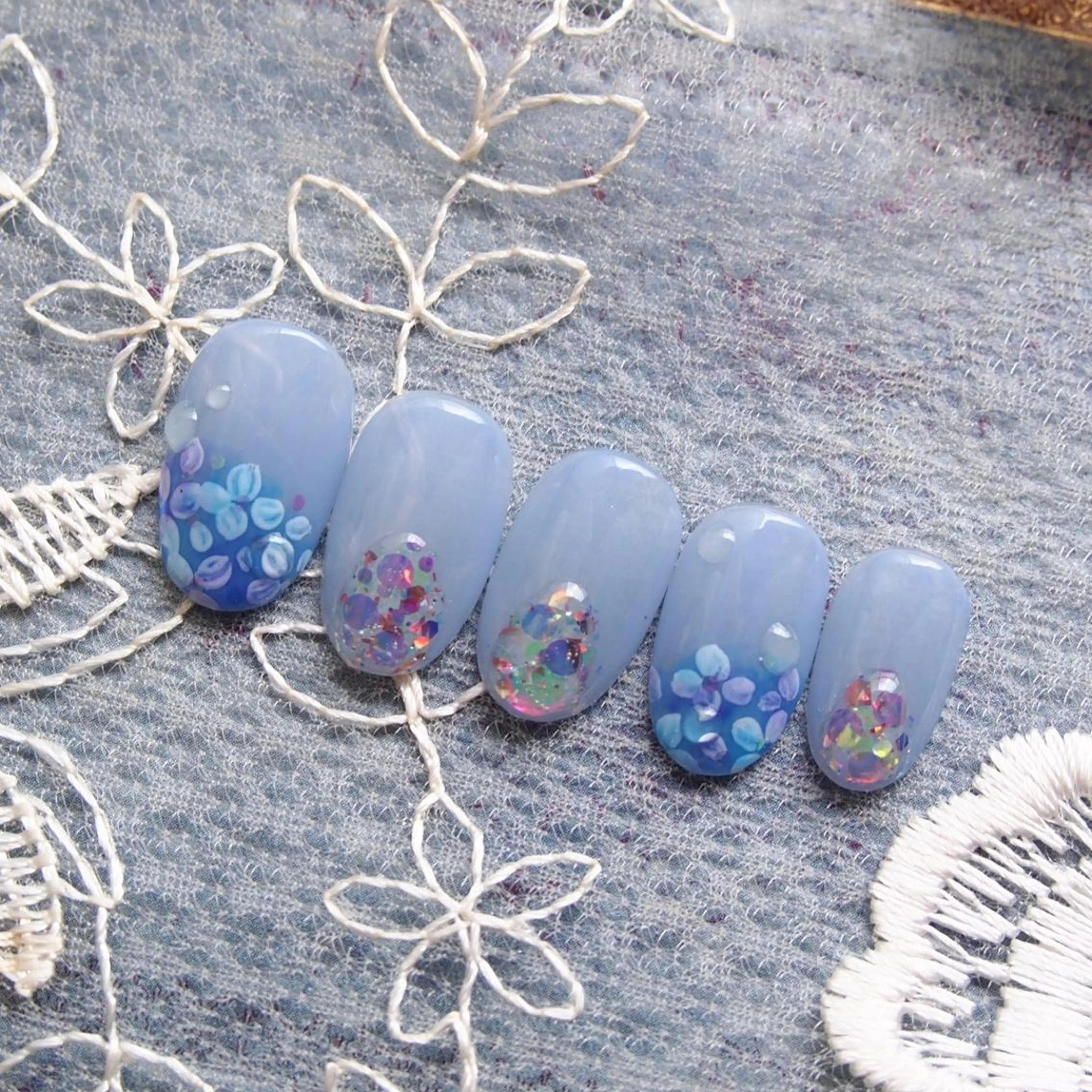 ネイル 山田 麻衣のネイルデザイン