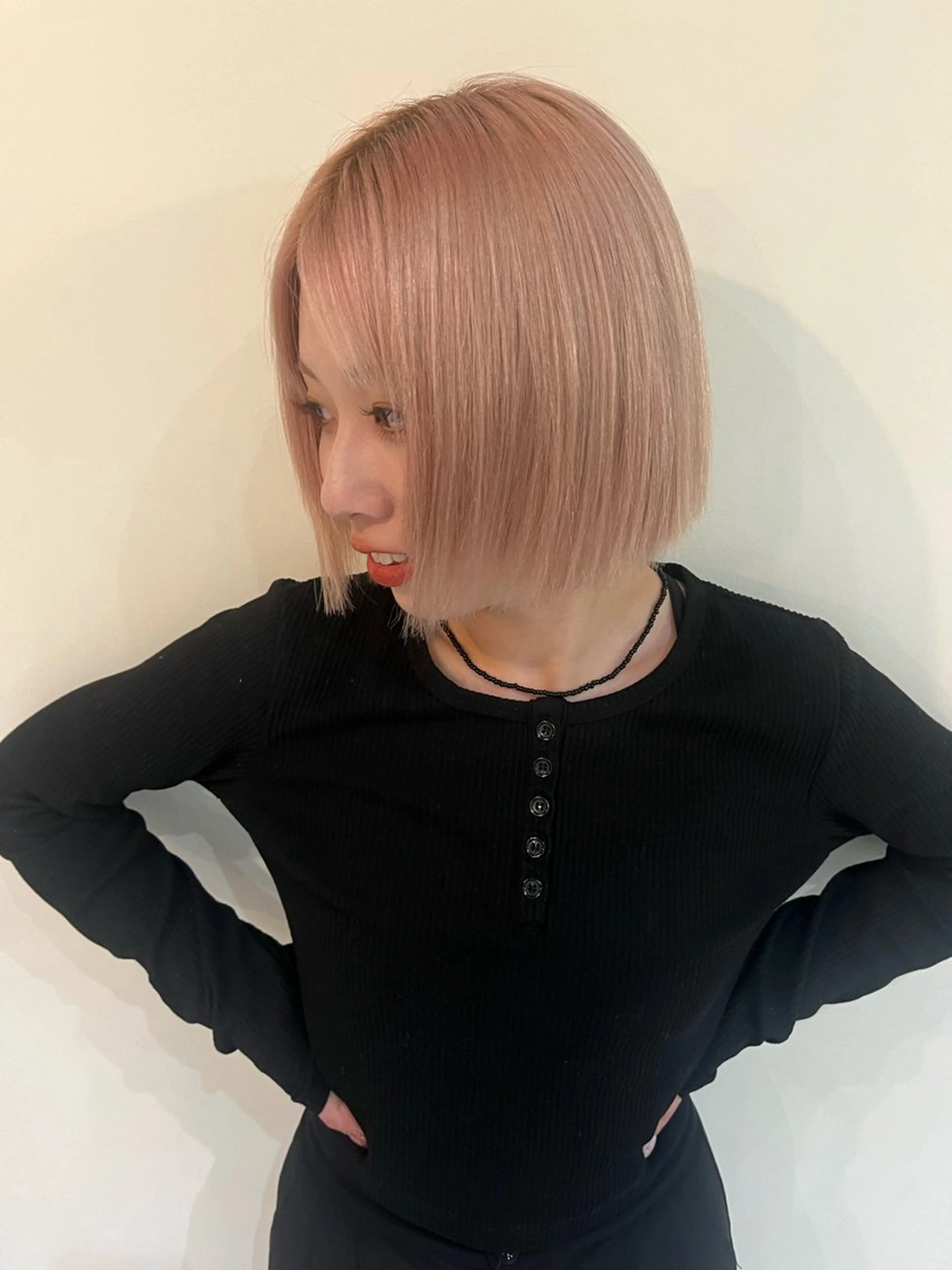 ショート カラー ピンクカラー ヘアカラー 韓国ボブ/ハッシュ カットKIRAのヘアスタイル