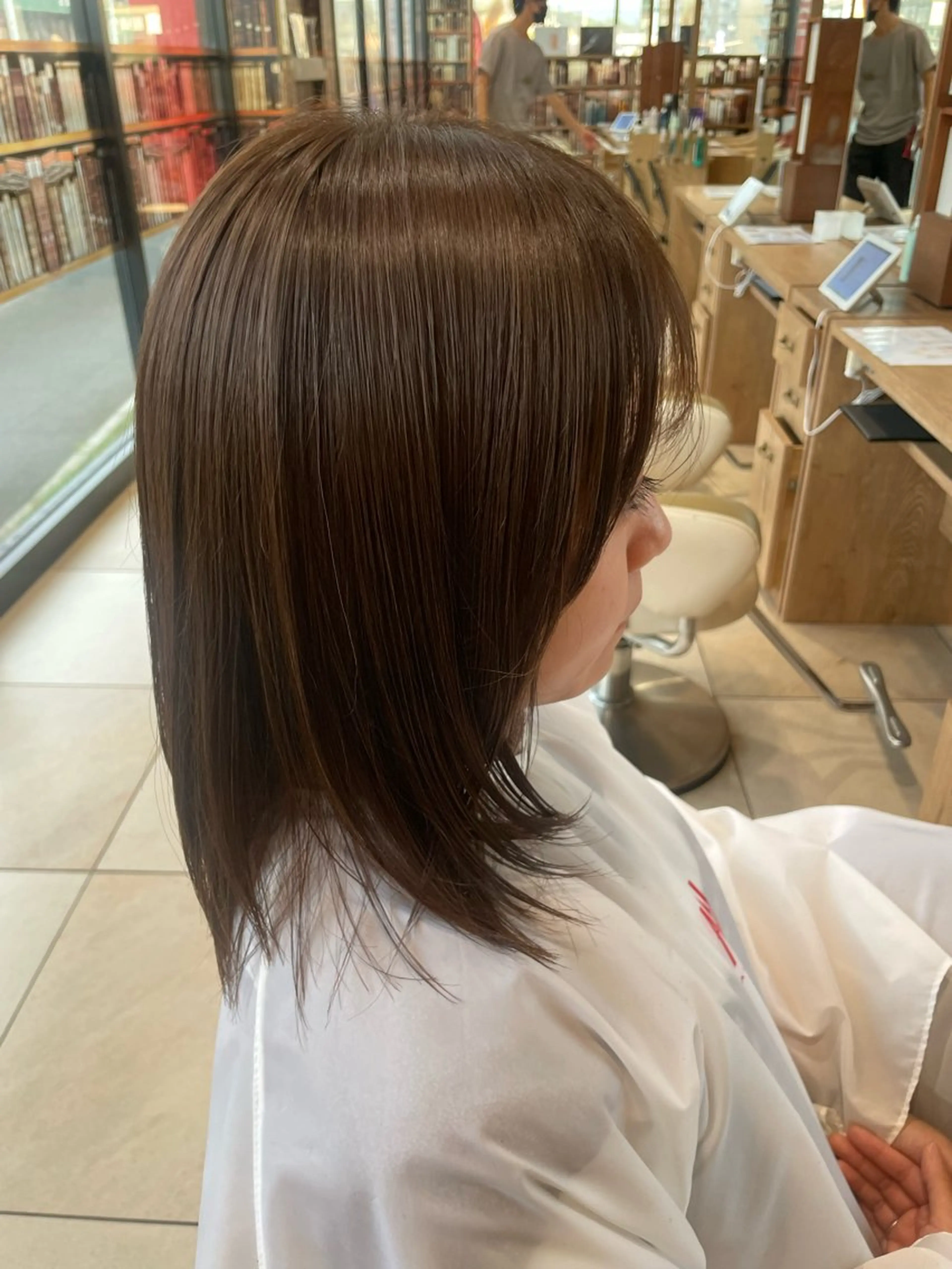 カラー 黒髪 透明感カラー 渡辺 恵理佳のヘアスタイル