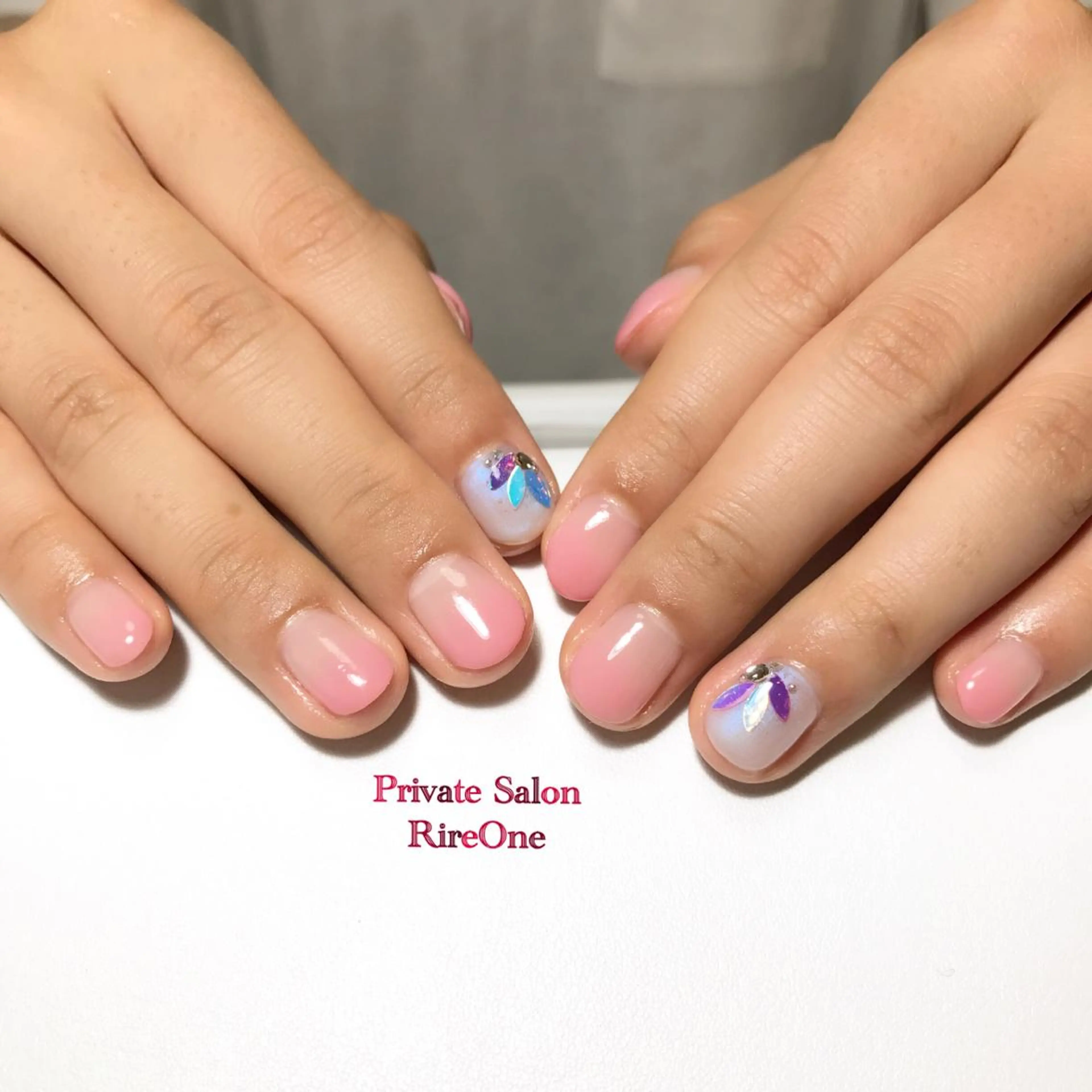 ネイル アートネイル RireOne ~リルワン~のネイルデザイン