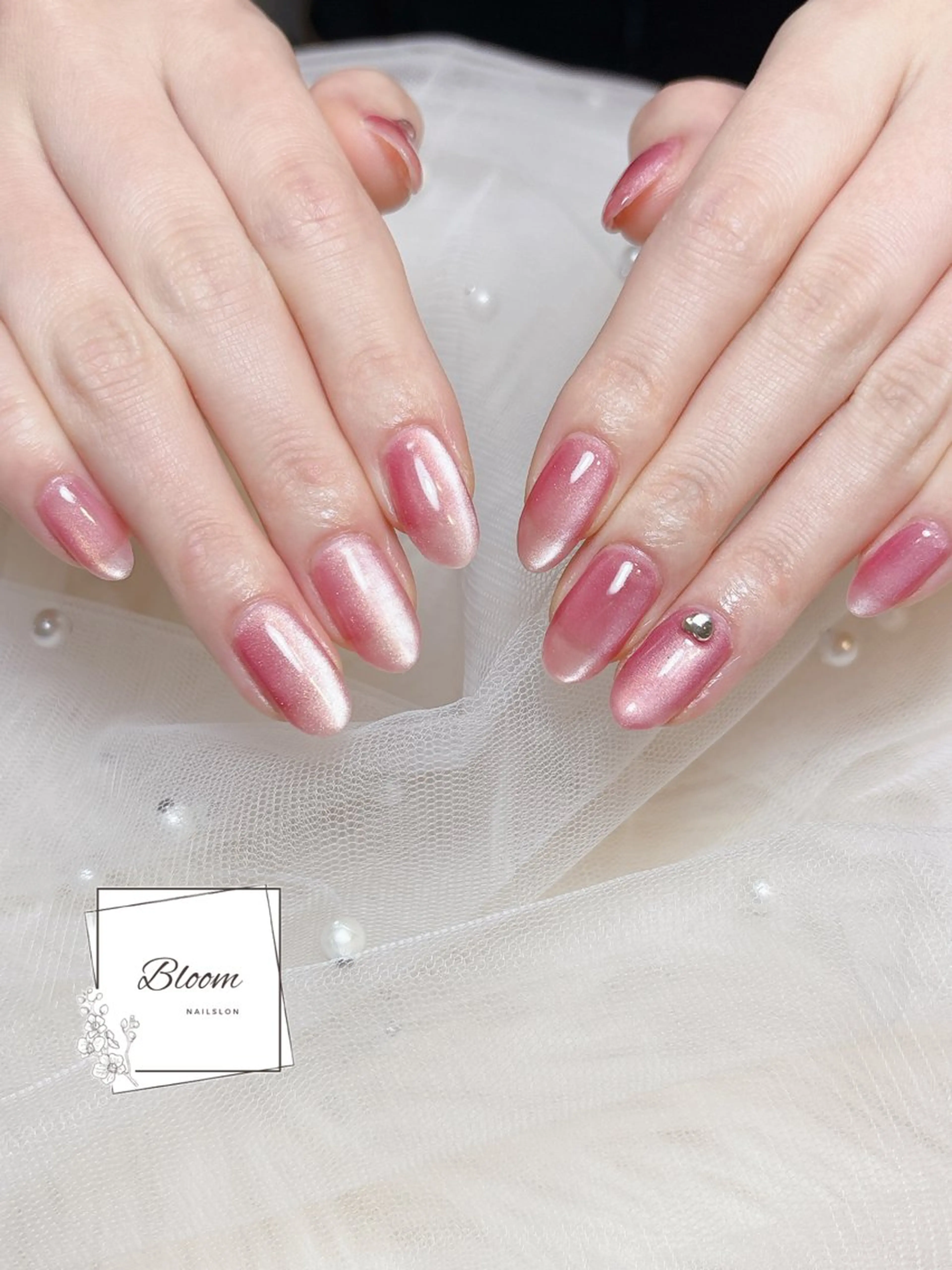 ネイル マグネットネイル Bloom Nail Salonのネイルデザイン