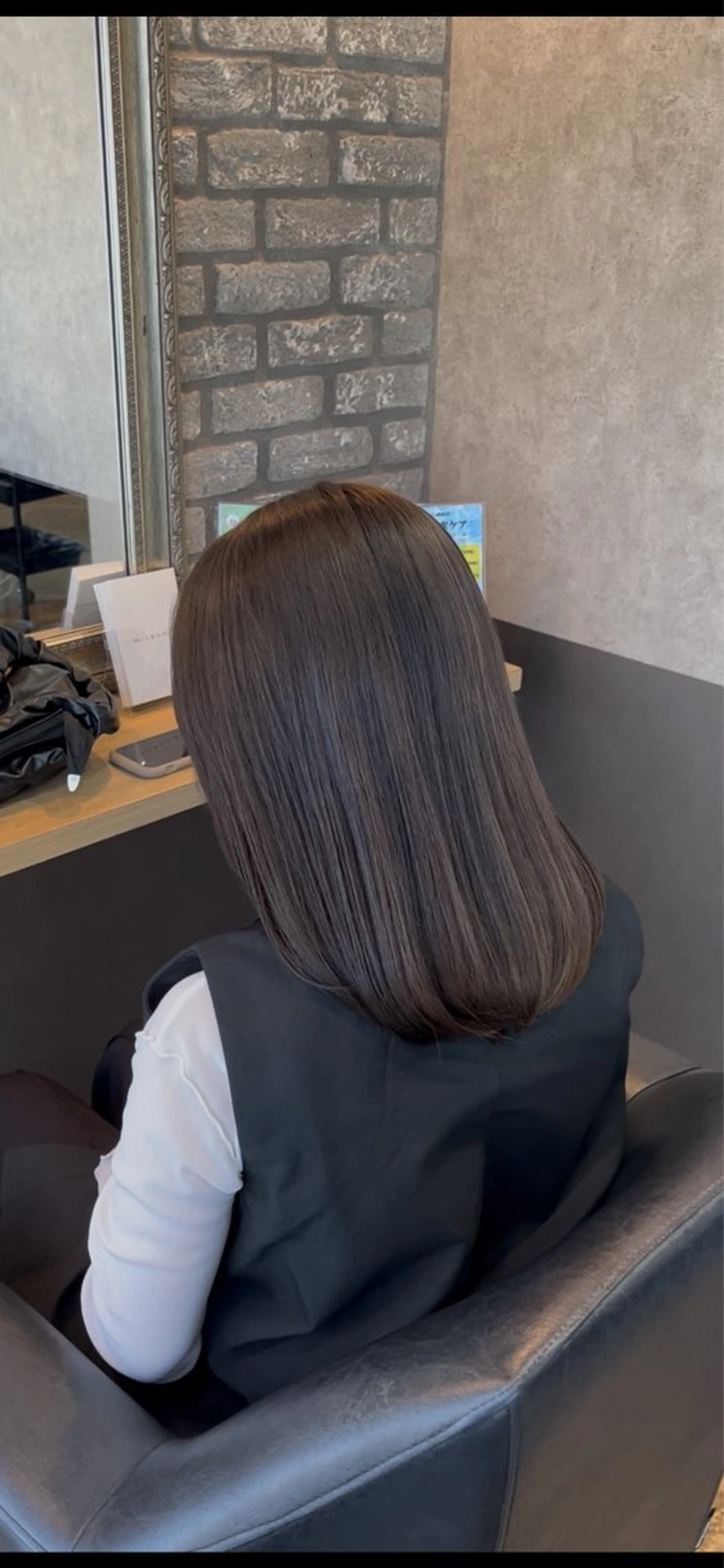 ミディアム カラー ブリーチ 透明感カラー グレージュ ブリーチなしカラー ヘアカラー 西中島/似合わせ カット/西山昇汰のヘアスタイル