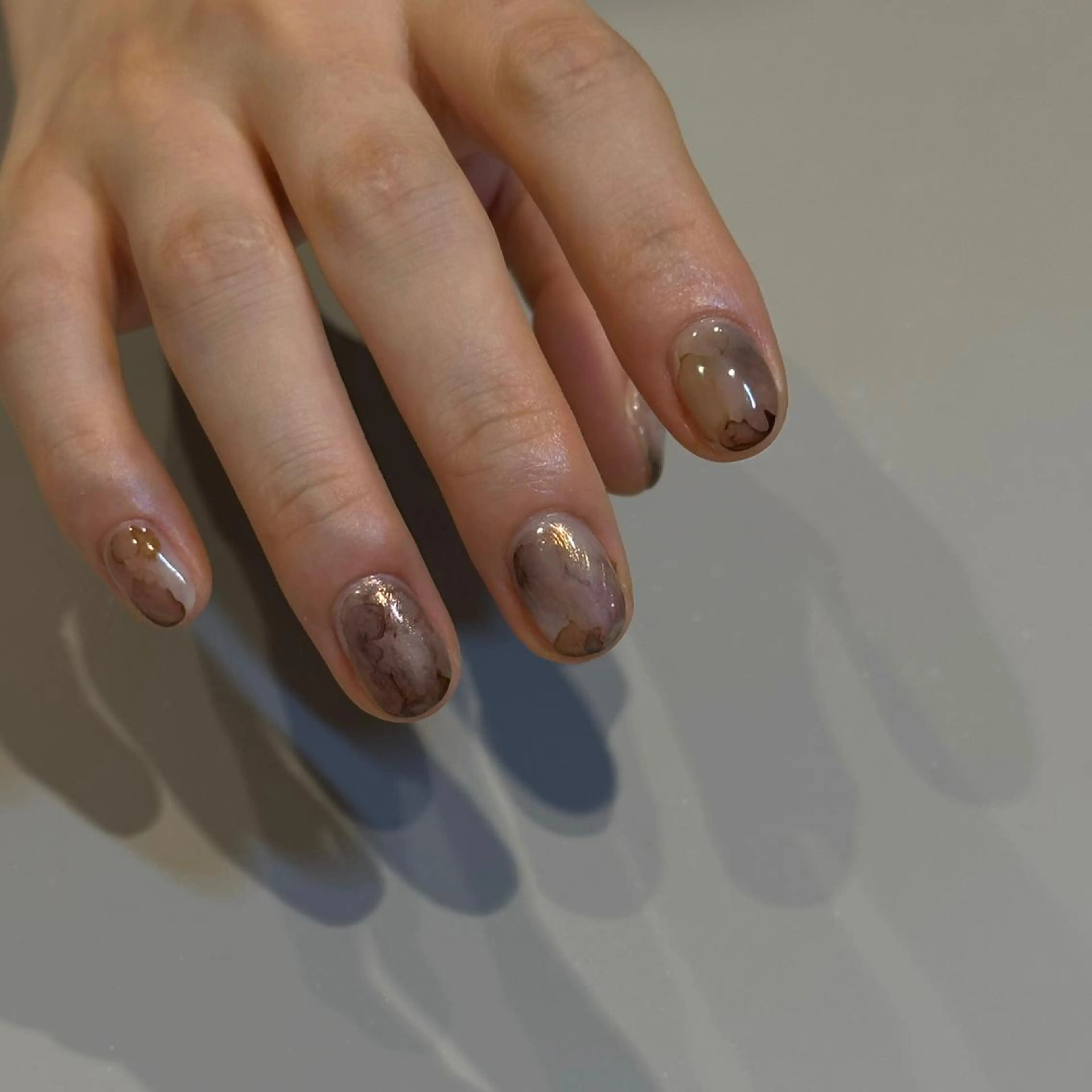 ショート カラー パーマ ヘアアレンジ メンズ キッズ ネイル マツエク・マツパ アイブロウ ブルーカラー ブルー ニュアンスネイル ニュアンスパーマ ハンドネイル ar. harajukuのネイルデザイン