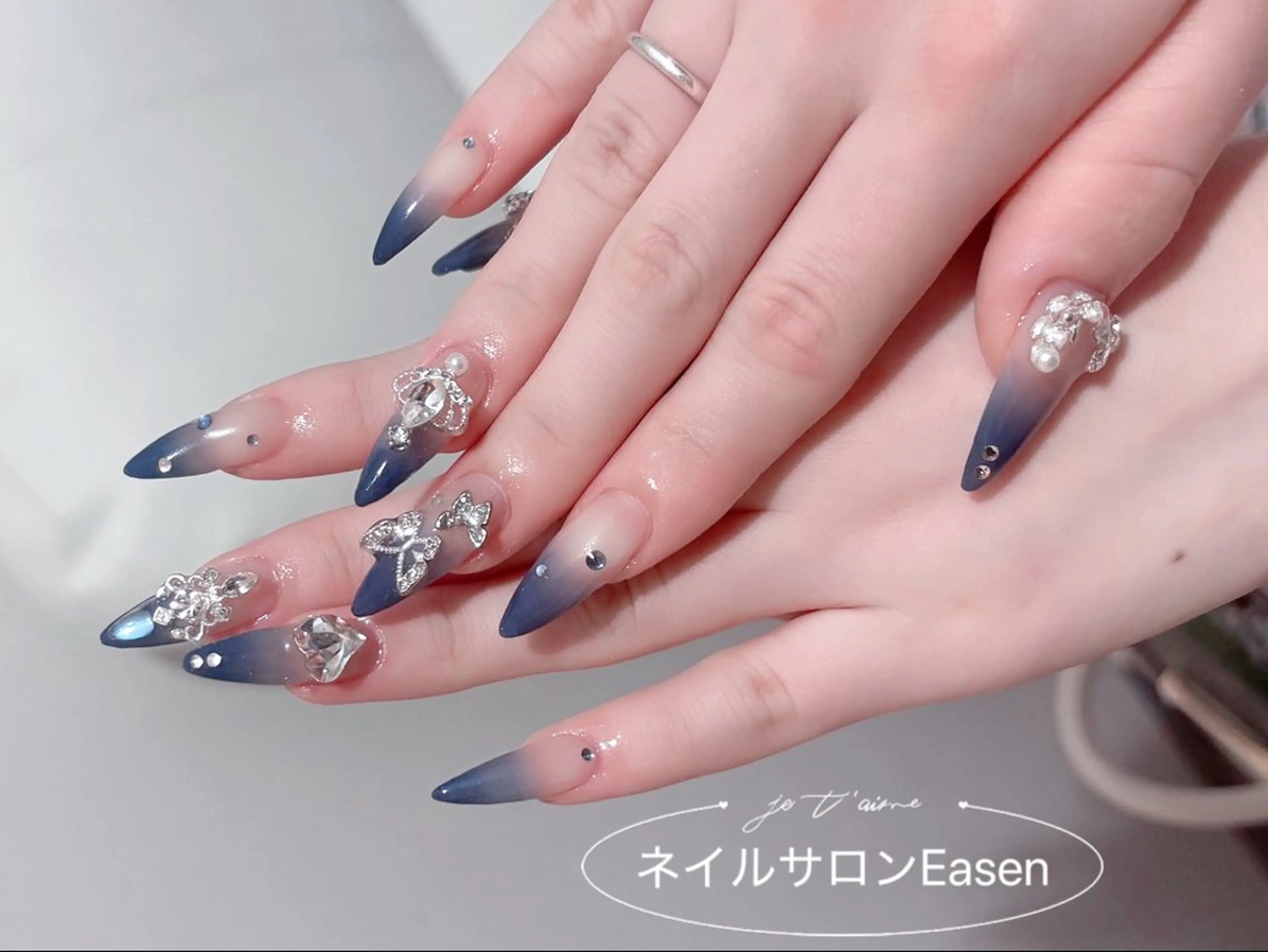 ネイル ネイルサロン Easenのネイルデザイン