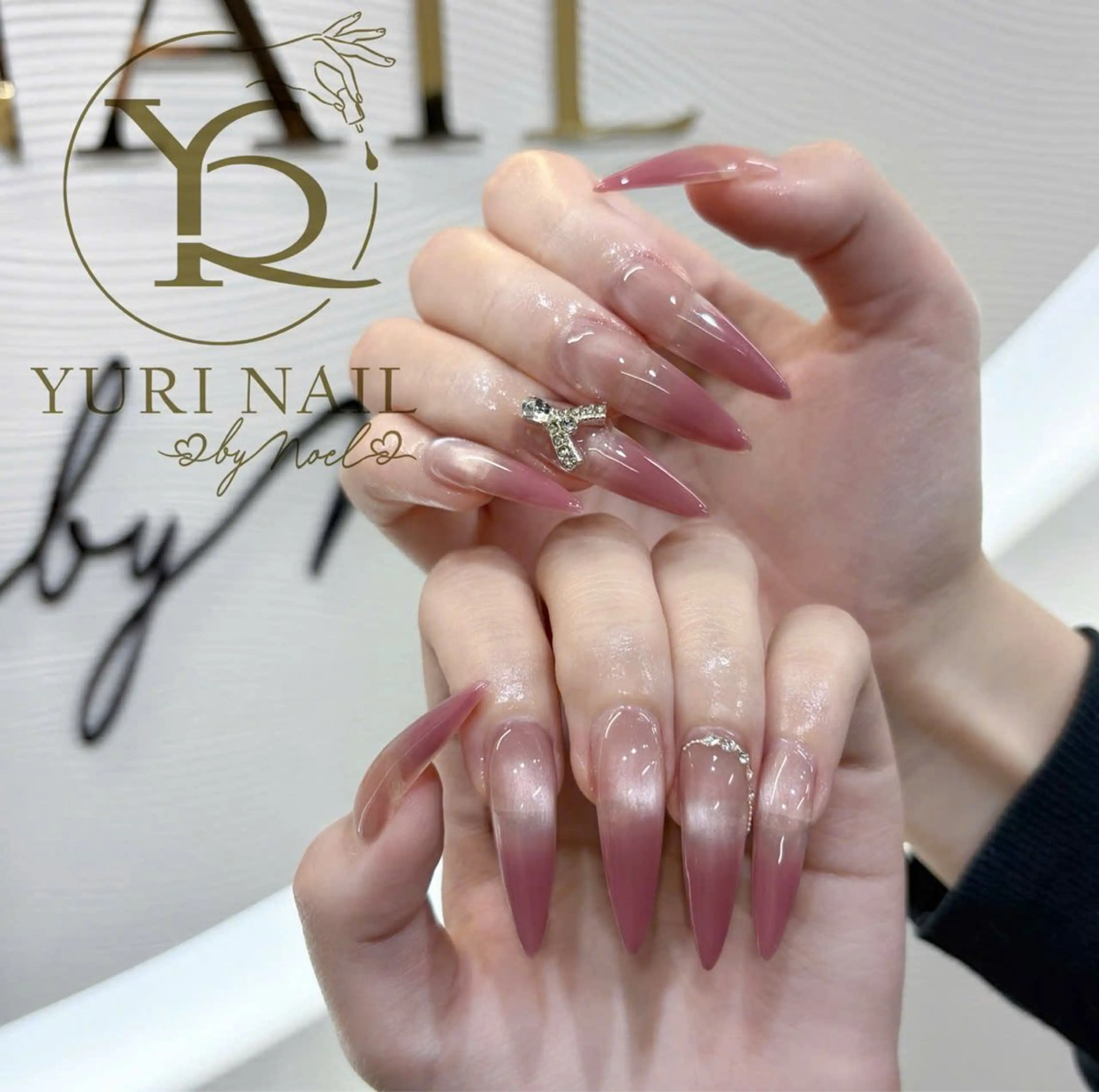 ネイル チークネイル フットネイル フレンチネイル グラデーション キラキラネイル その他 YURI Nail Salon Funabashi所属・YURI Nail Funabashiのネイルデザイン