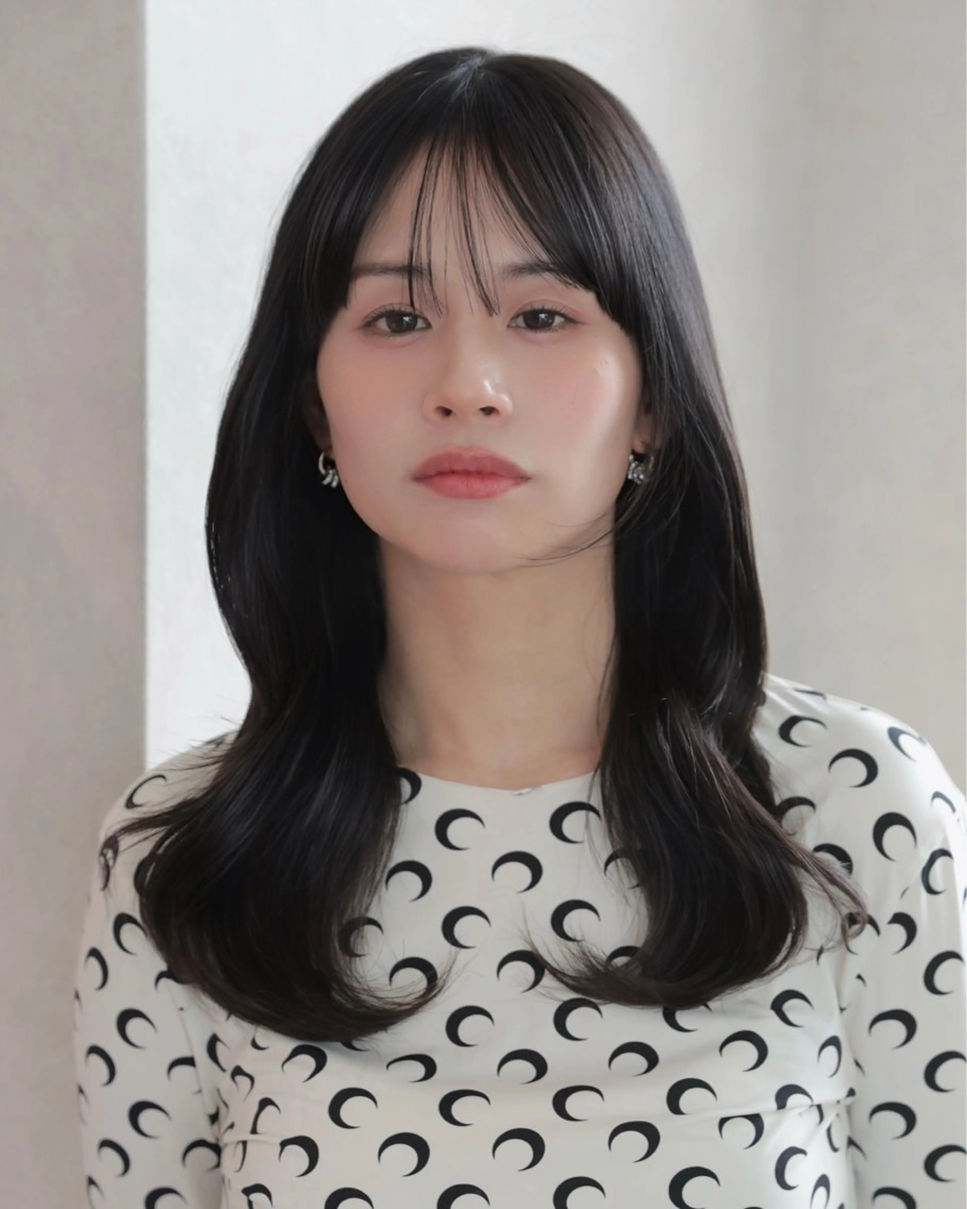 セミロング レイヤーカット カット ヘアカラー 韓国レイヤー RYOTAのヘアスタイル