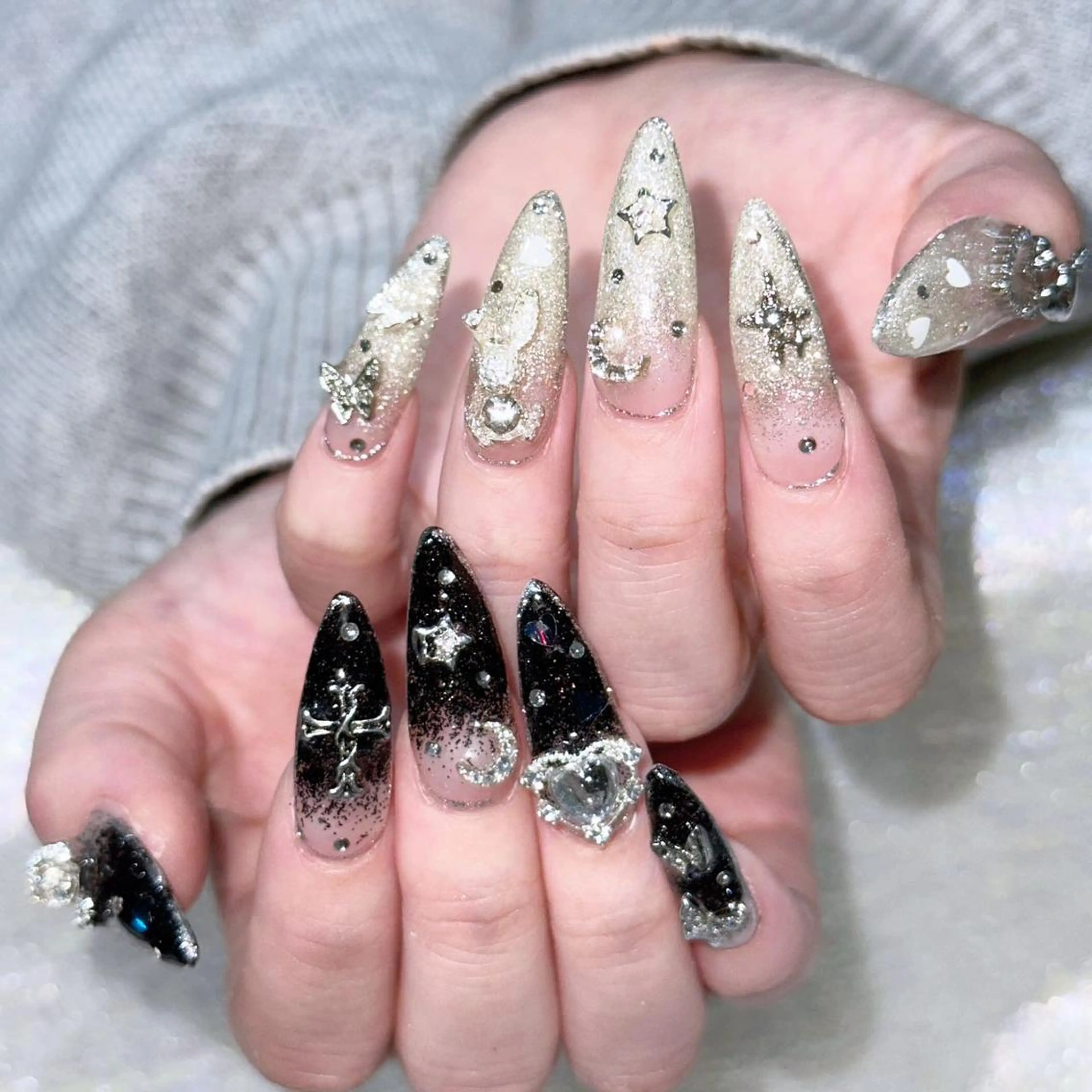 ネイル ハンドネイル Queens ciciのネイルデザイン