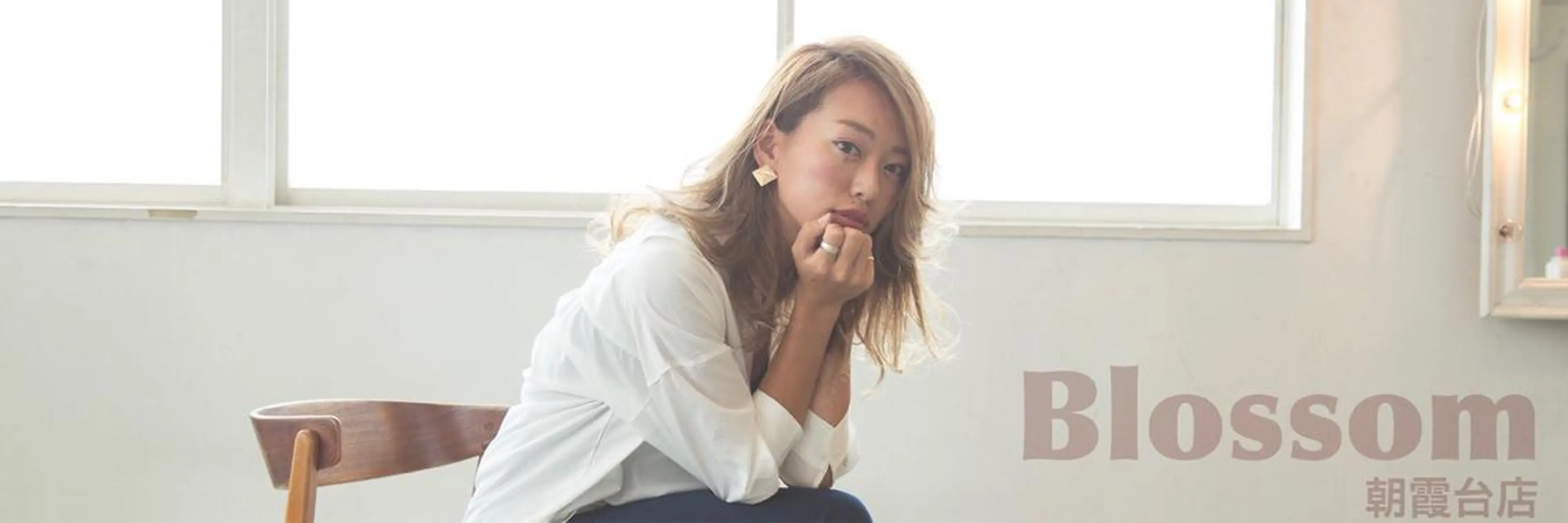 ミディアム セミロング ロング カラー ブリーチカラー🌈 石垣翔太のヘアスタイル