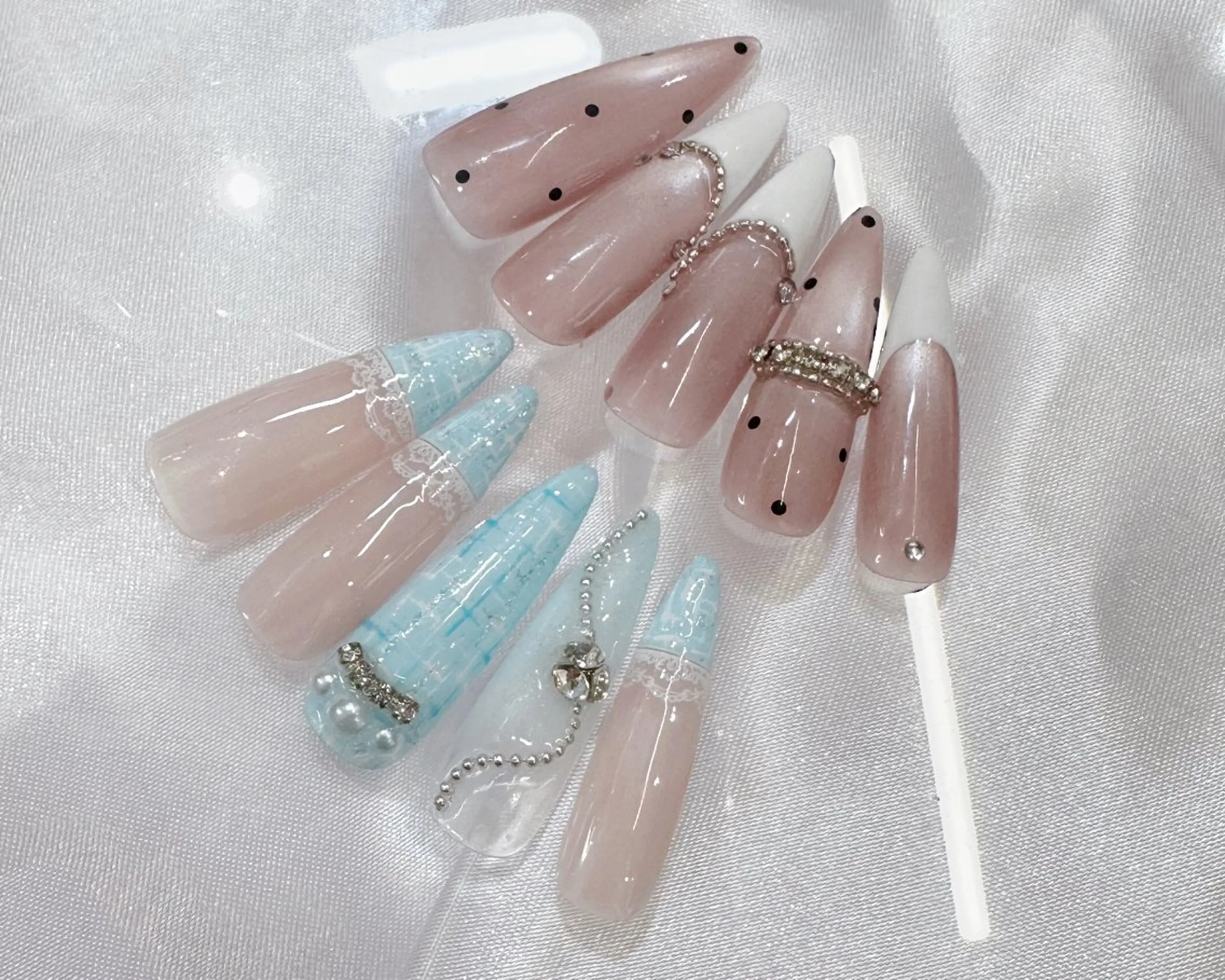 ネイル ハンドネイル NON🎀韓国 ちゅるんワンホン🎀のネイルデザイン