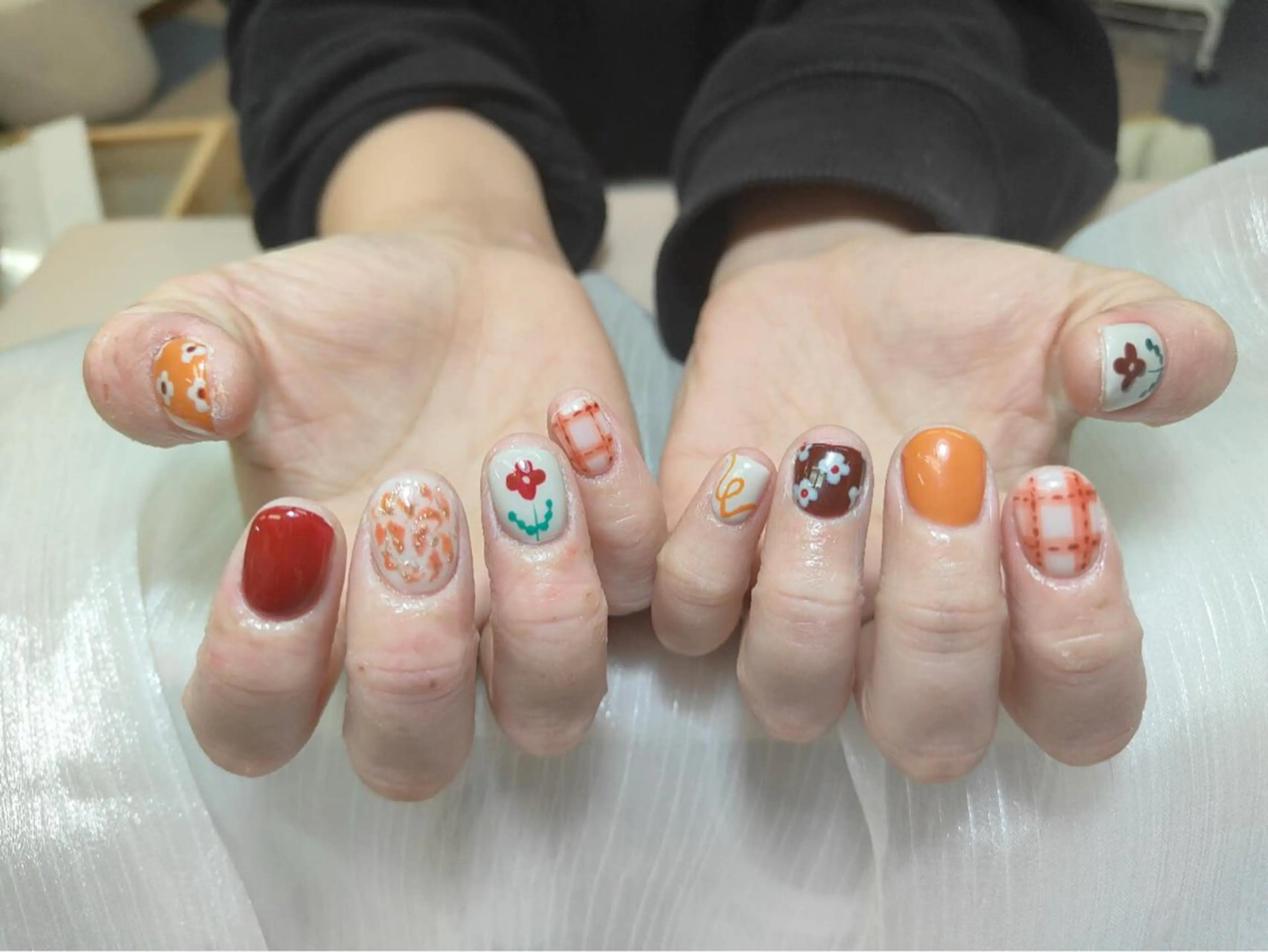 ネイル 小島 阿佑美のネイルデザイン