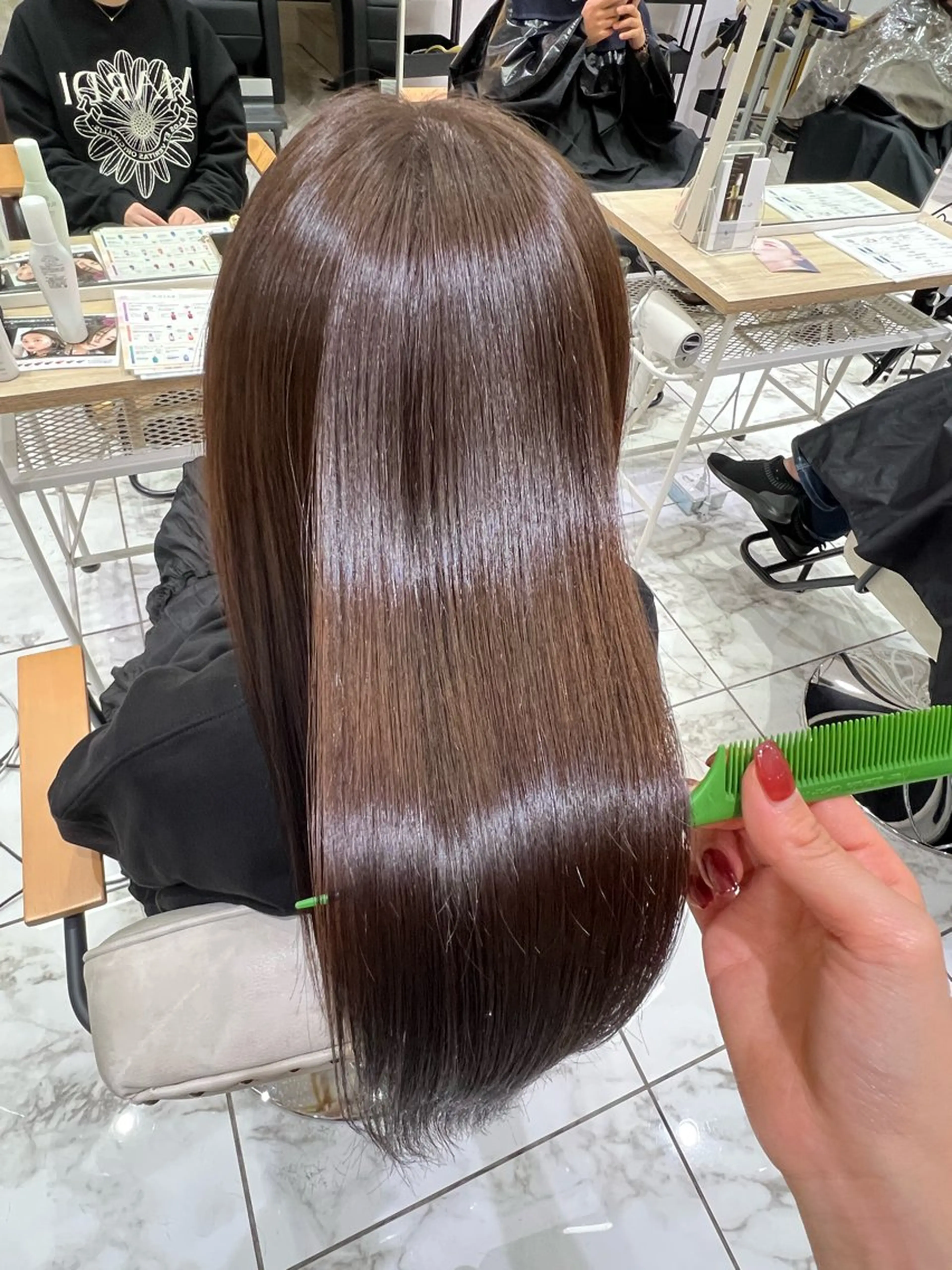 ロング カラー ヘアカラー 学生人気no.1 🦋ナツミのヘアスタイル