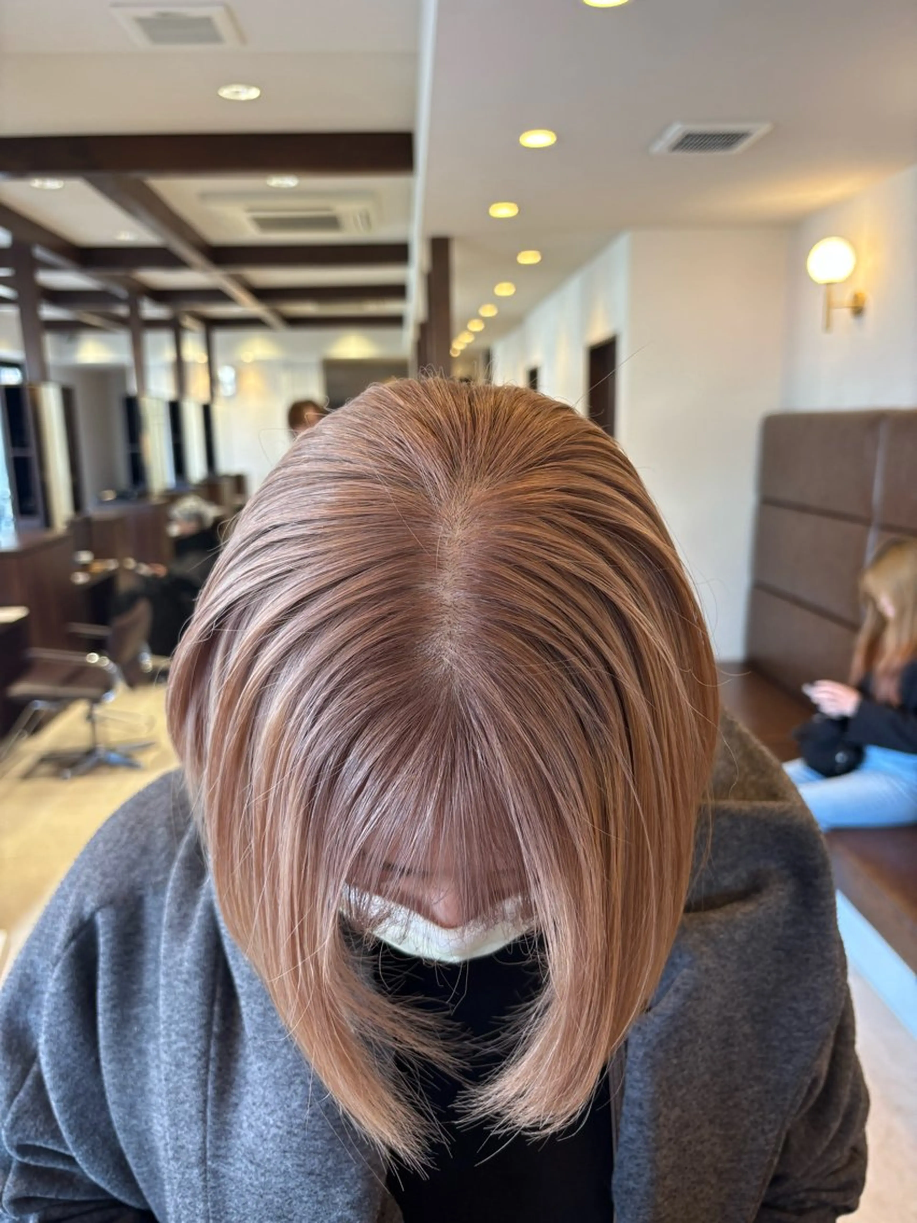 ショート ヘアカラー akasaka mariのヘアスタイル