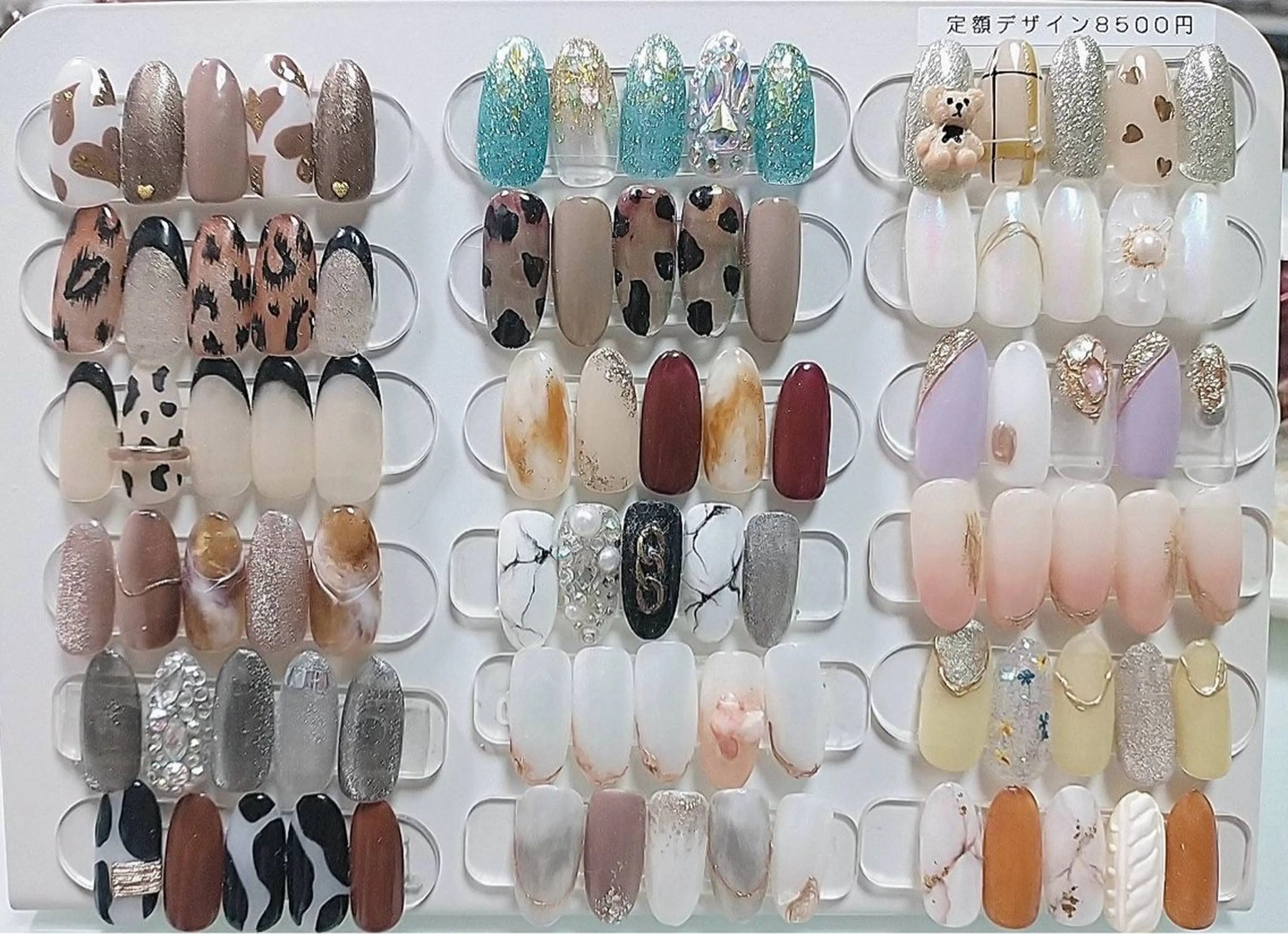 定額デザインネイル(ドライケア&オフ無料)の写真