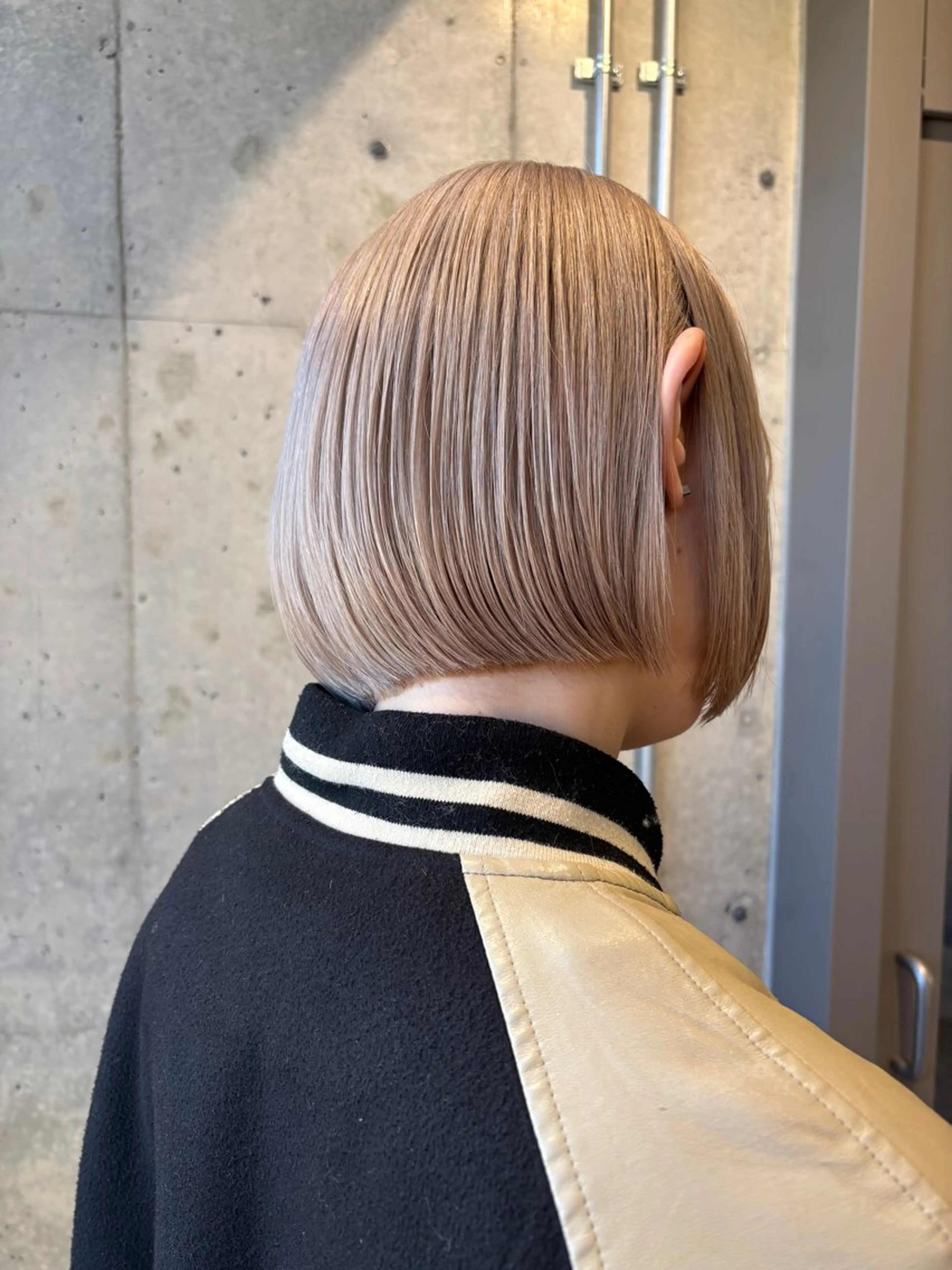 ショート カラー トレンドボブ /ミリヤのヘアスタイル