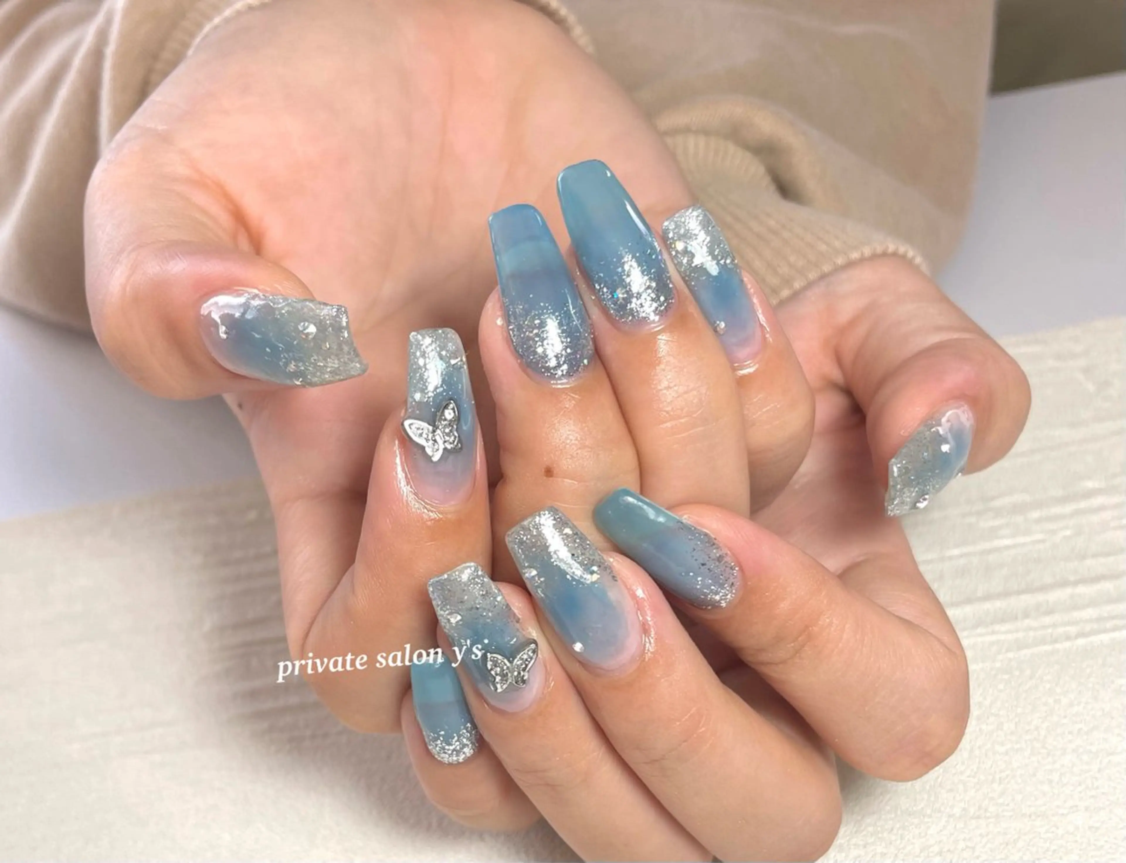 ネイル y' sのネイルデザイン