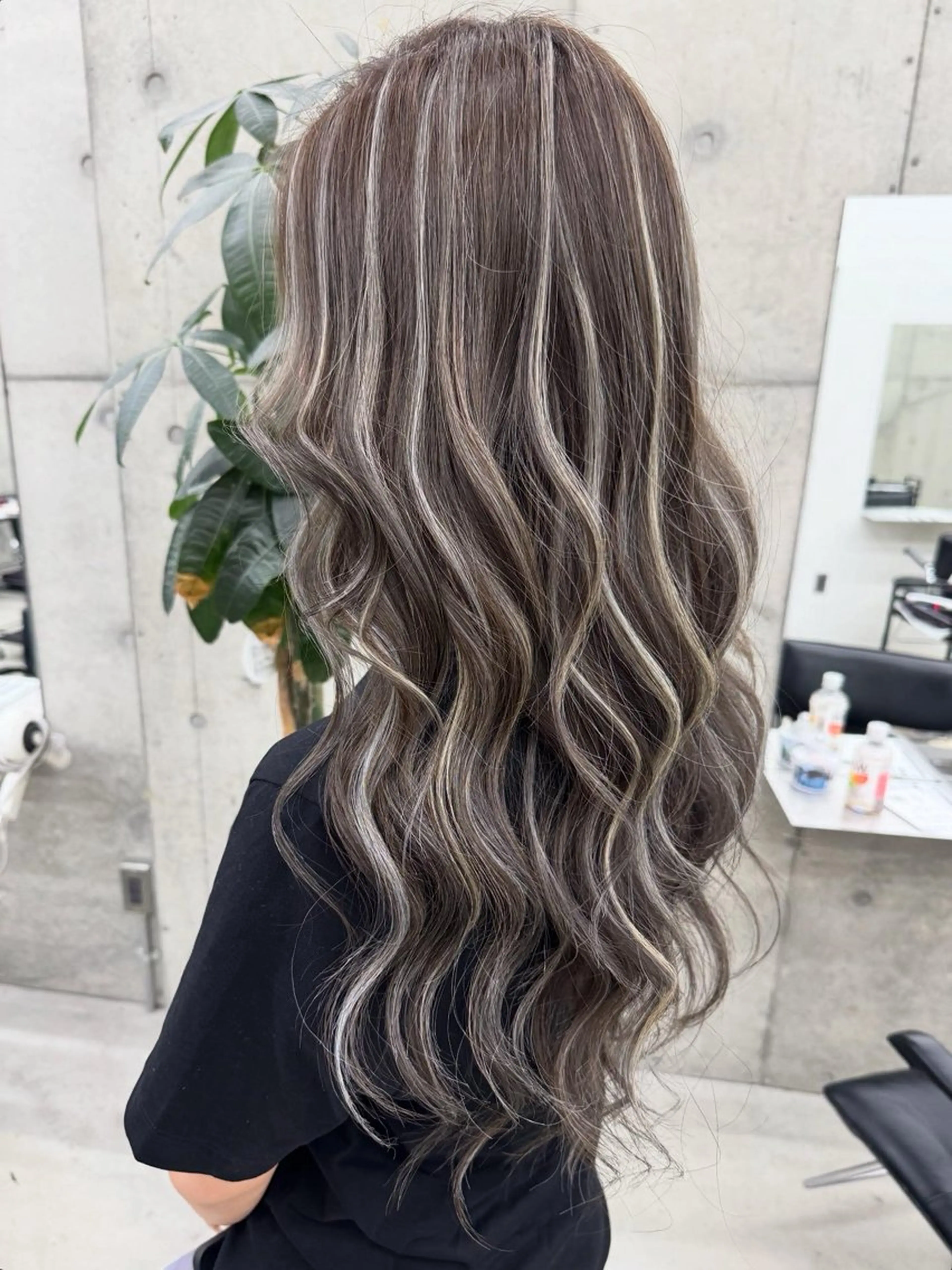 ロング ヘアカラー 中道 晶のヘアスタイル