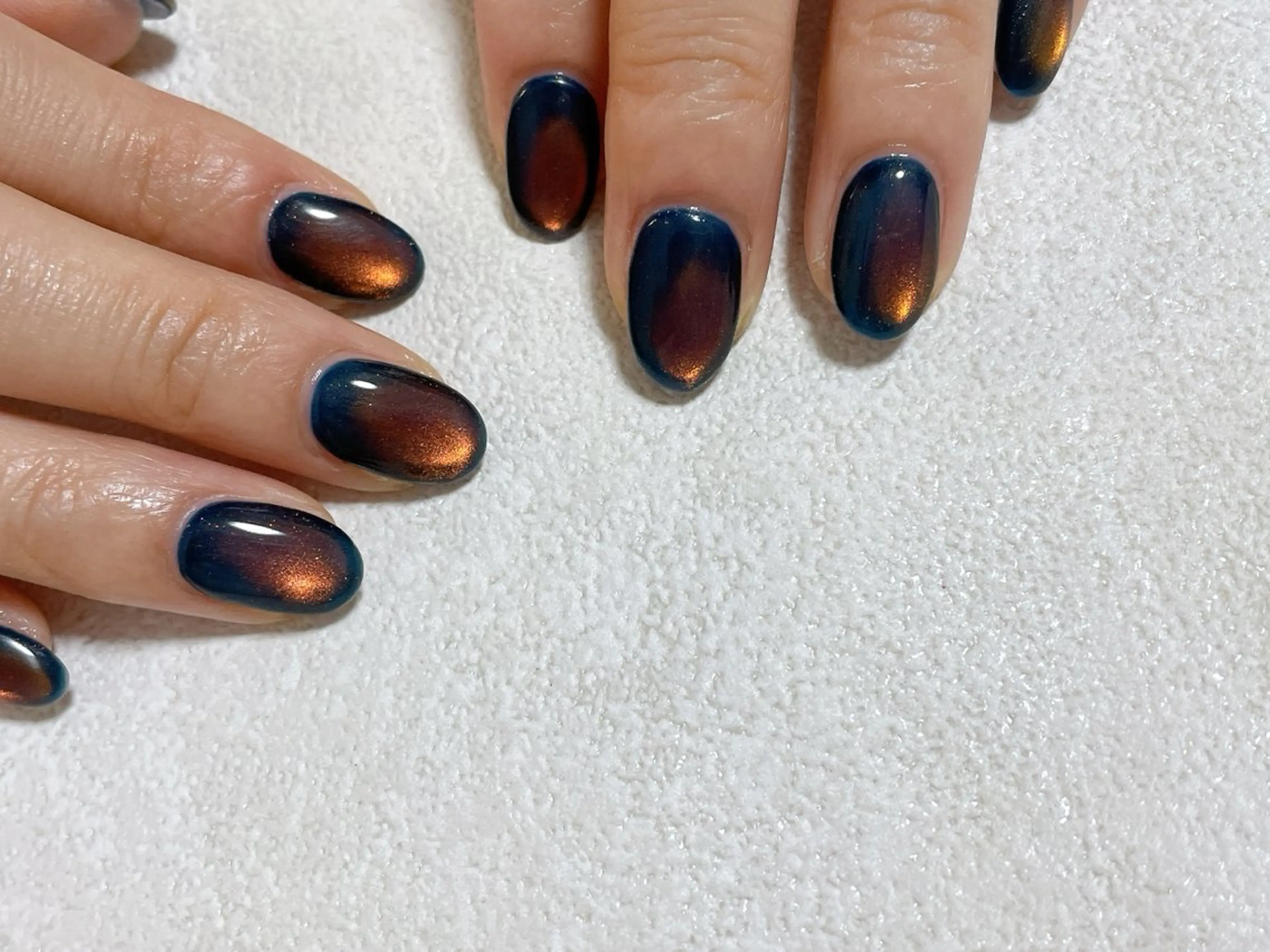 ネイル オーロラネイル フットネイル フレンチネイル ジェルネイル マグネットネイル ハンドネイル mogunail &blowのネイルデザイン