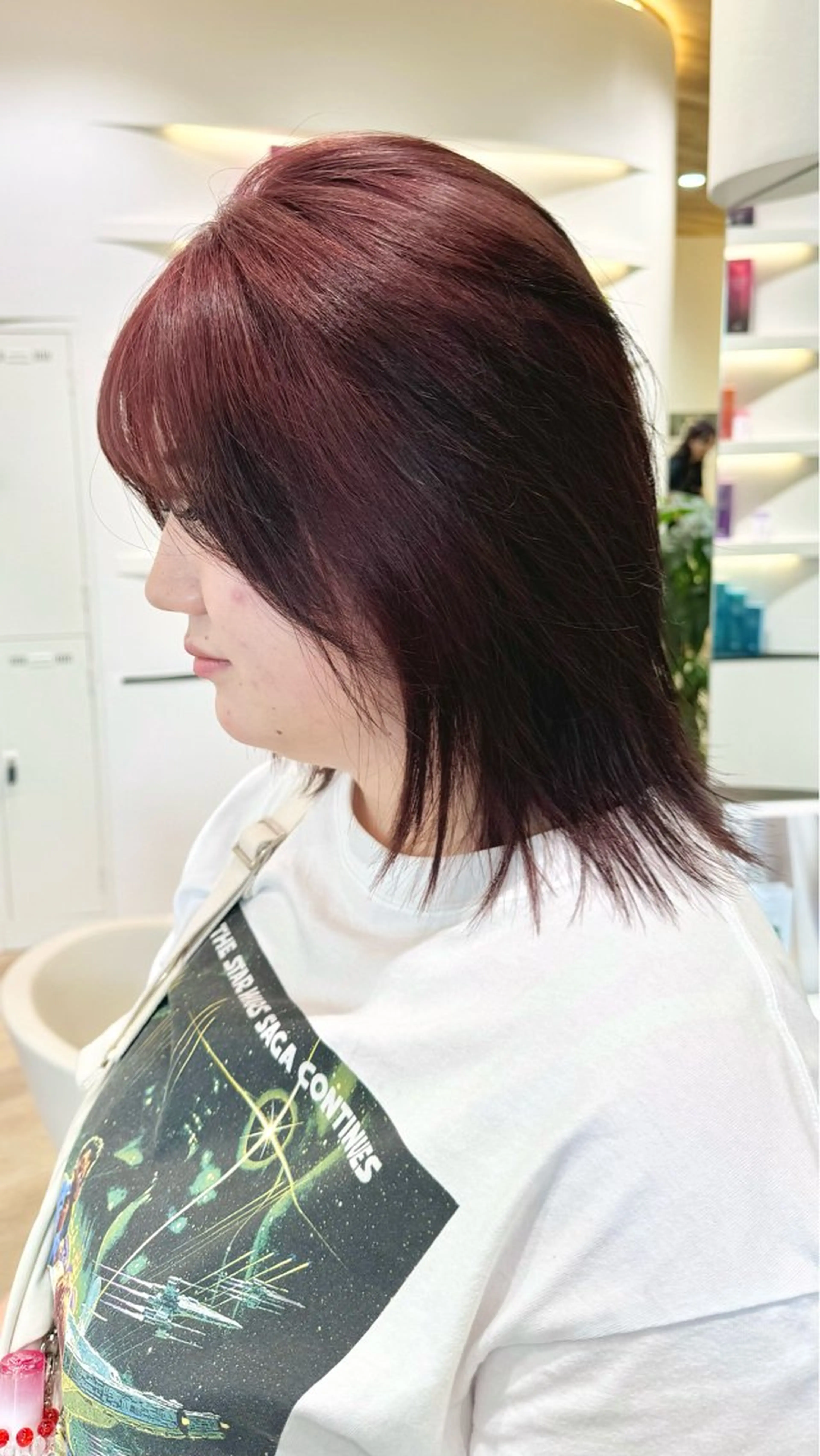 ミディアム カラー 垢抜け/レイヤー/ ハイトーン/アスナのヘアスタイル