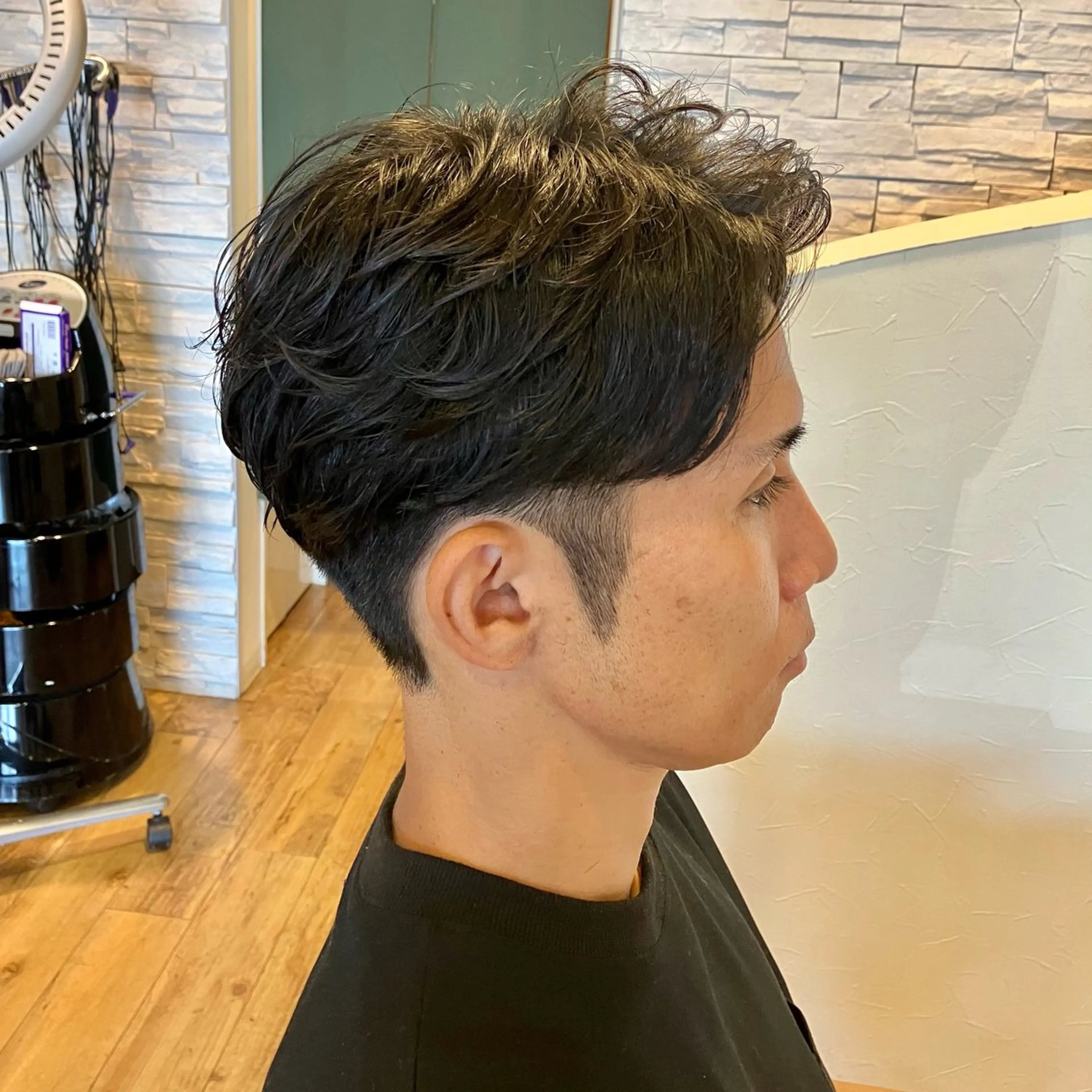 ショート パーマ メンズ メンズパーマ ニュアンスパーマ カット パーマ 森田 研司のヘアスタイル