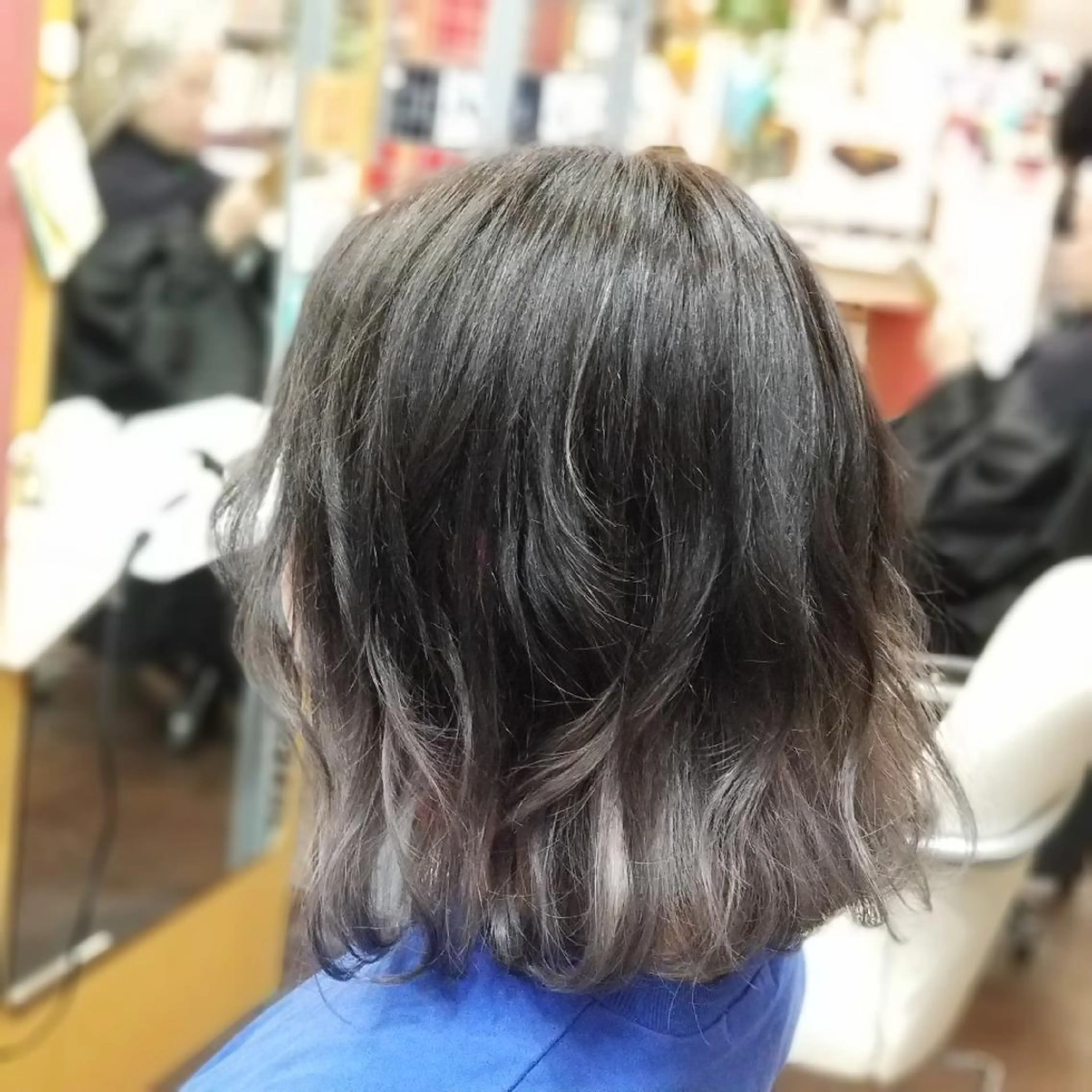 ミディアム 植田 /エクステ /ブリーチ/髪質改善のヘアスタイル