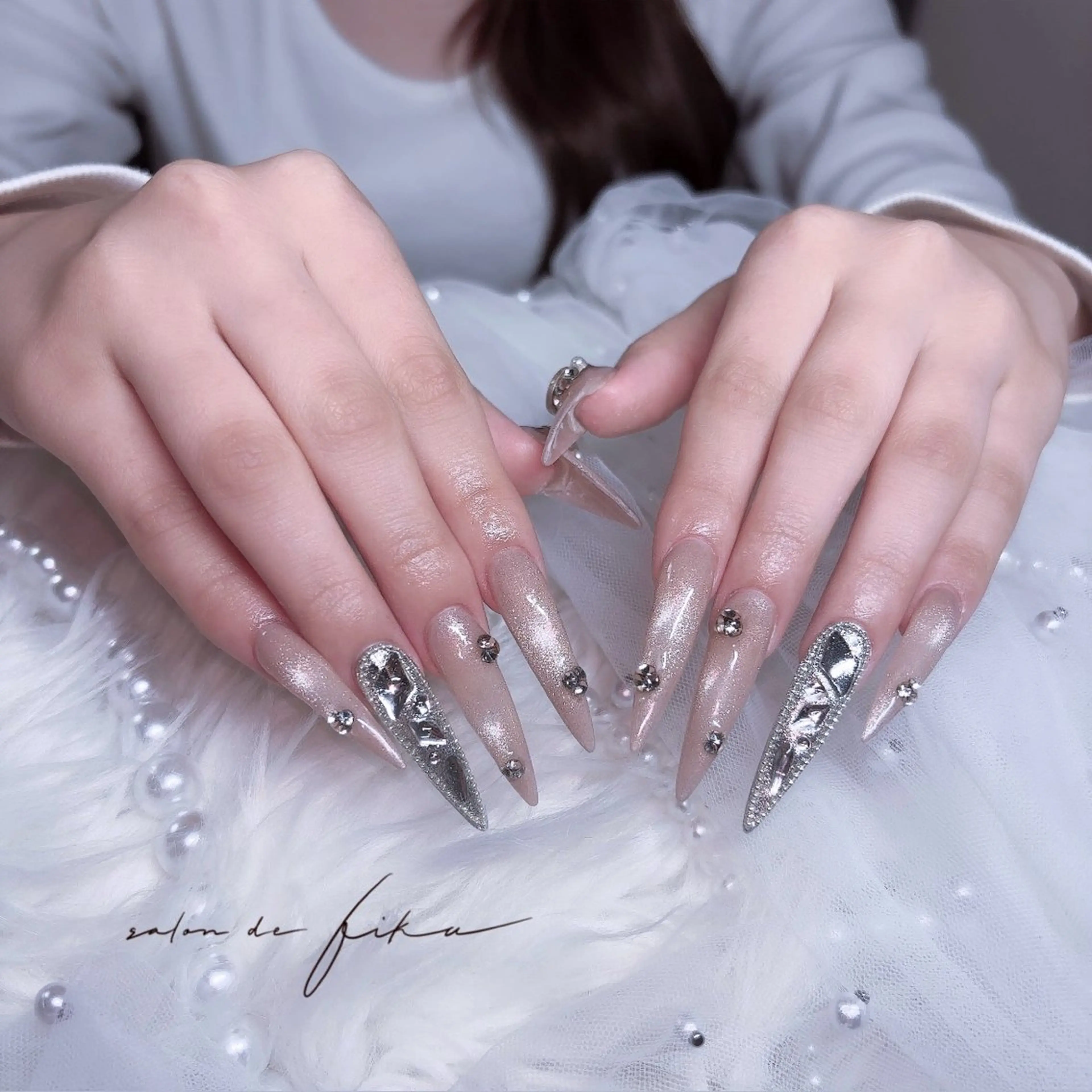 ネイル キラキラネイル ハンドネイル ayano 【パラジェル取扱店】のネイルデザイン