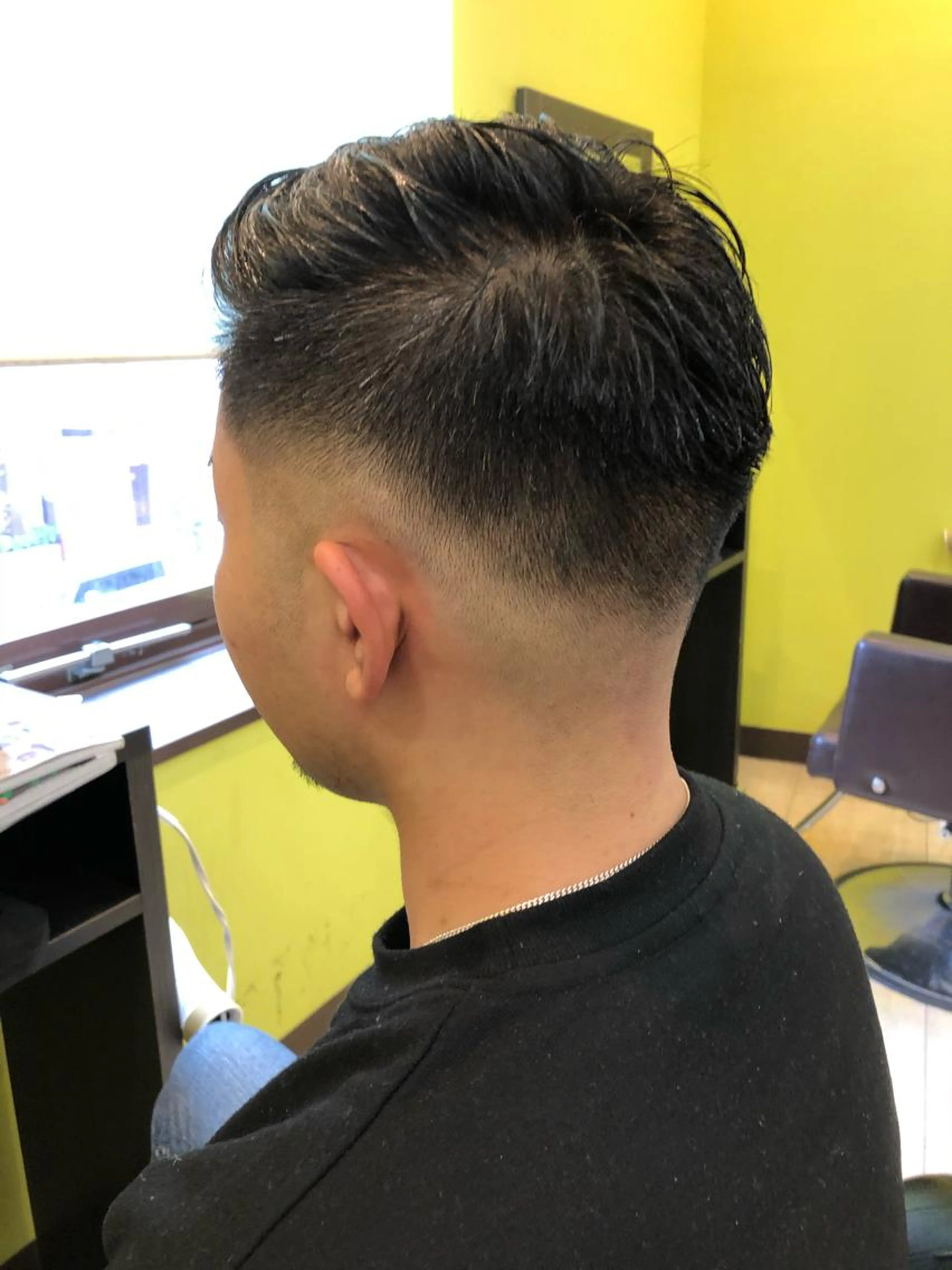 【メンズ限定】暗めカラーはこちらです💁‍♂️カット＋カラー　7000円の写真