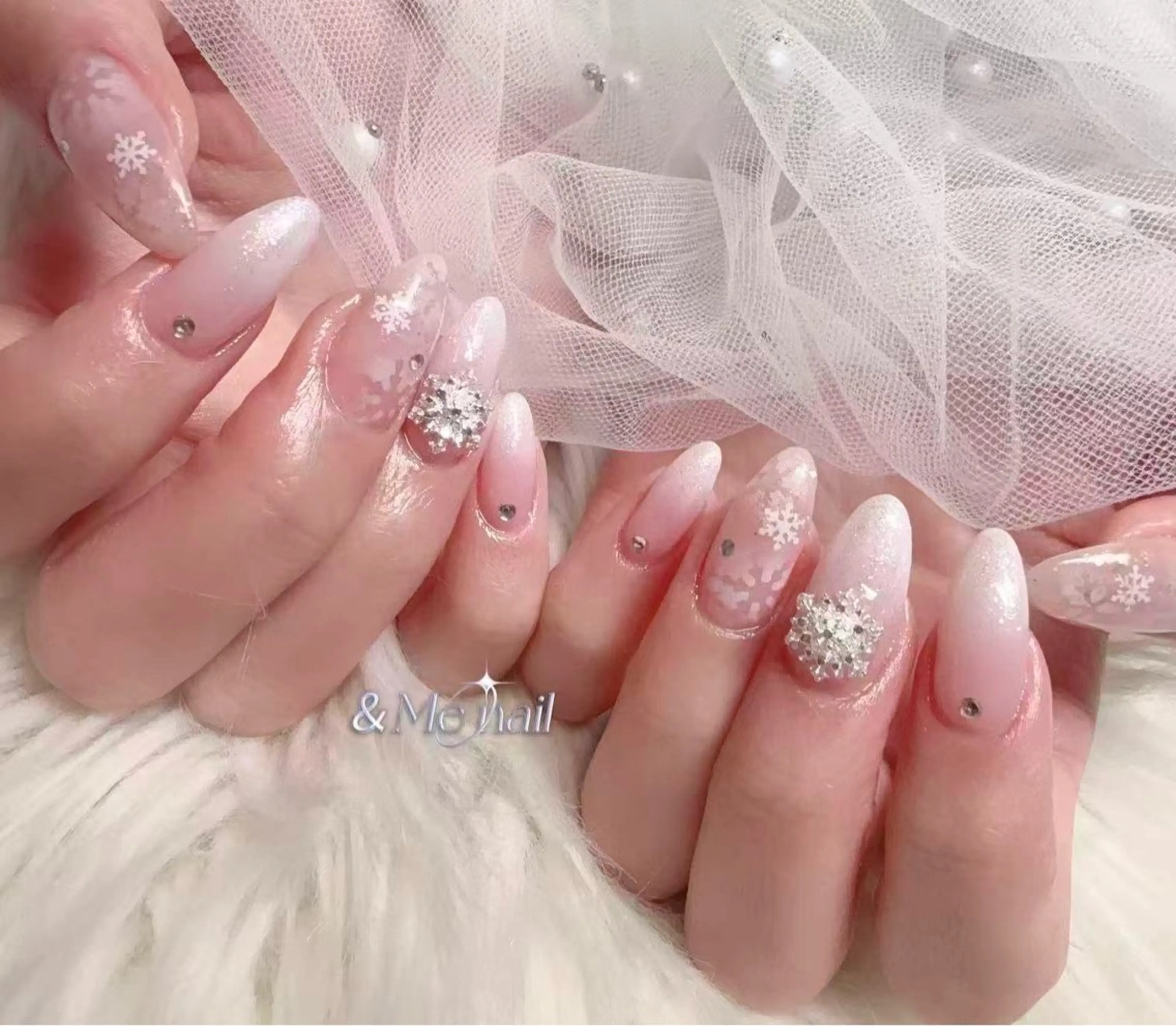 ネイル ハンドネイル &ME makiのネイルデザイン