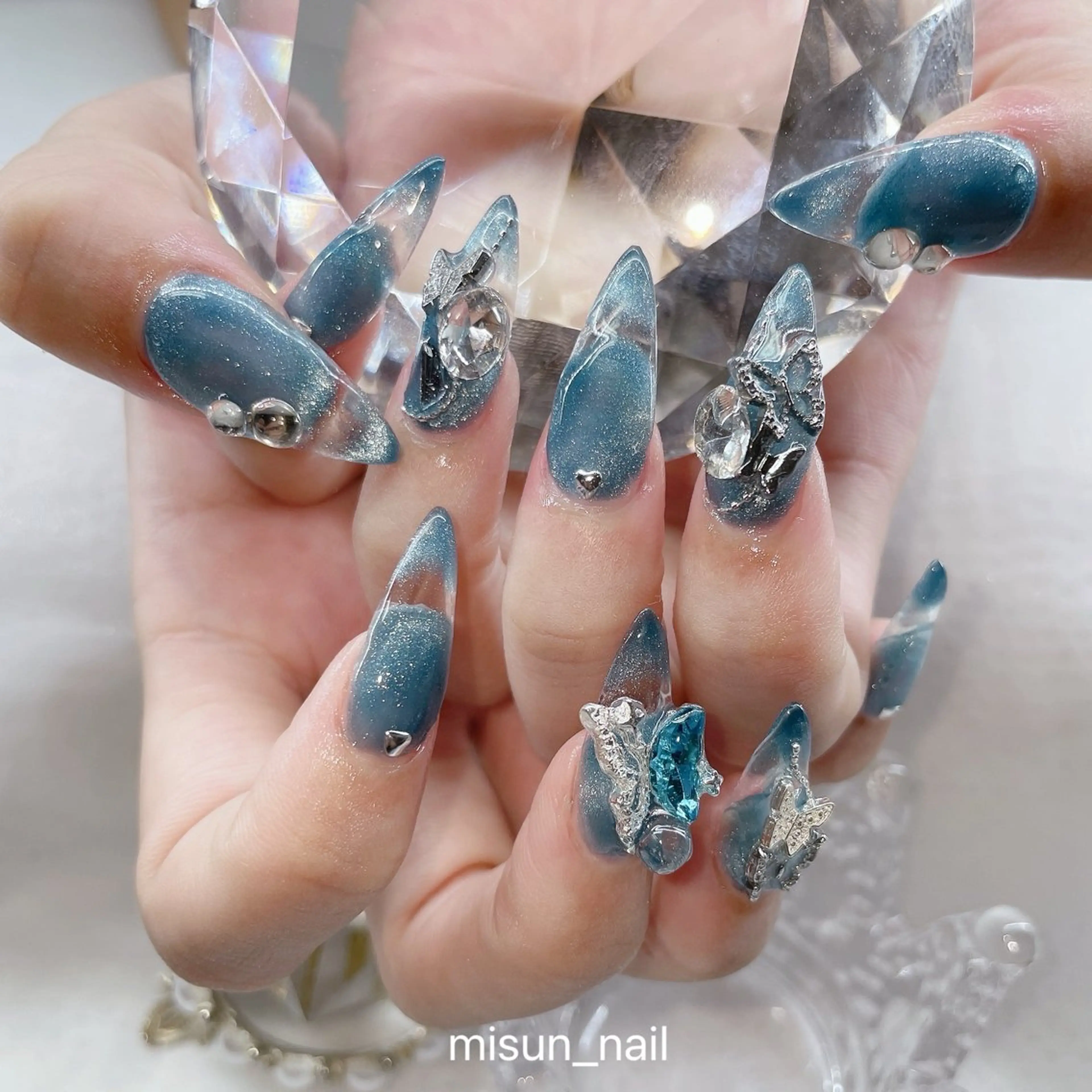 ネイル アートネイル オーロラネイル チークネイル 長さ出し フラッシュネイル misun_ nailのネイルデザイン