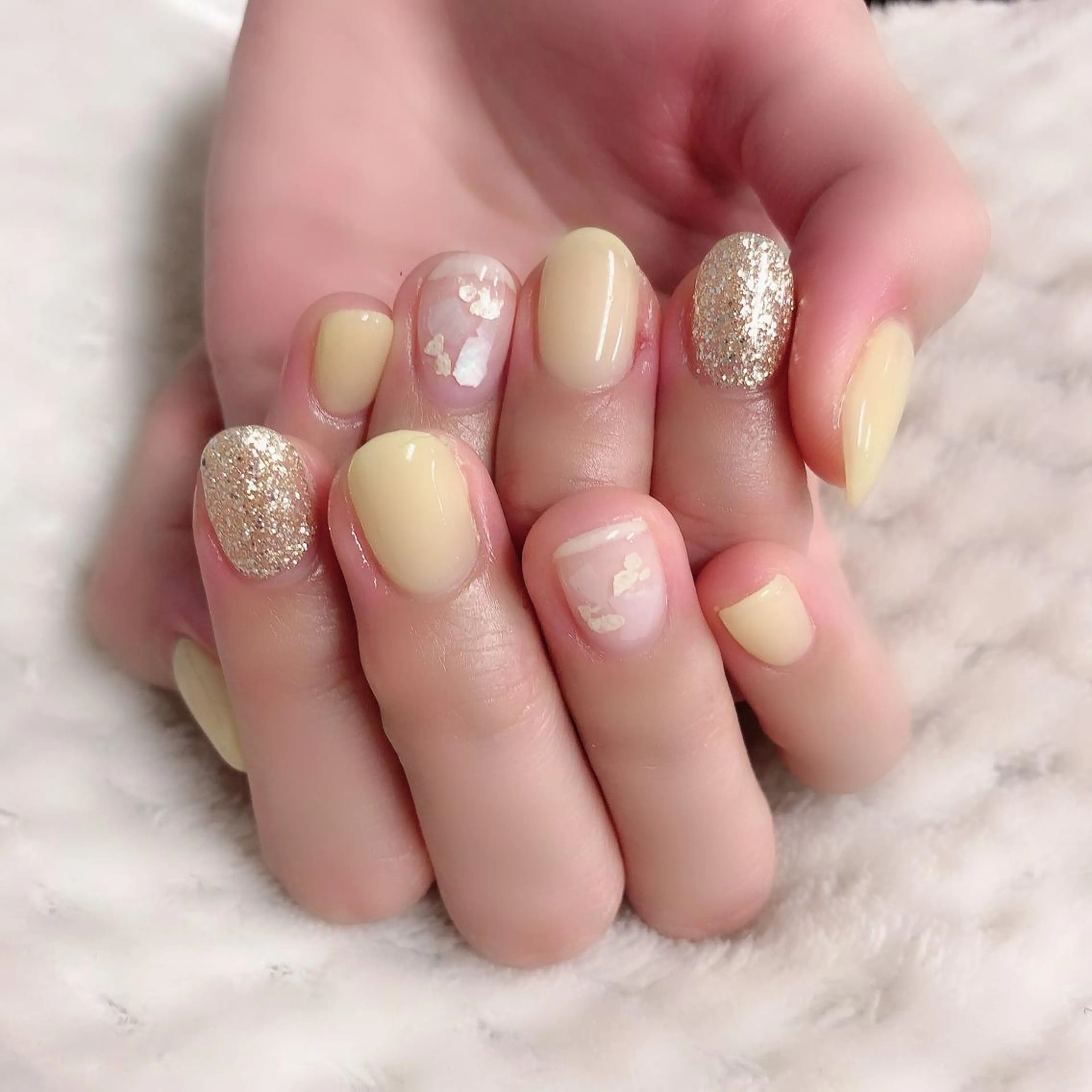 ネイル オフィスネイル シンプルネイル 黄色 ono megumiのネイルデザイン