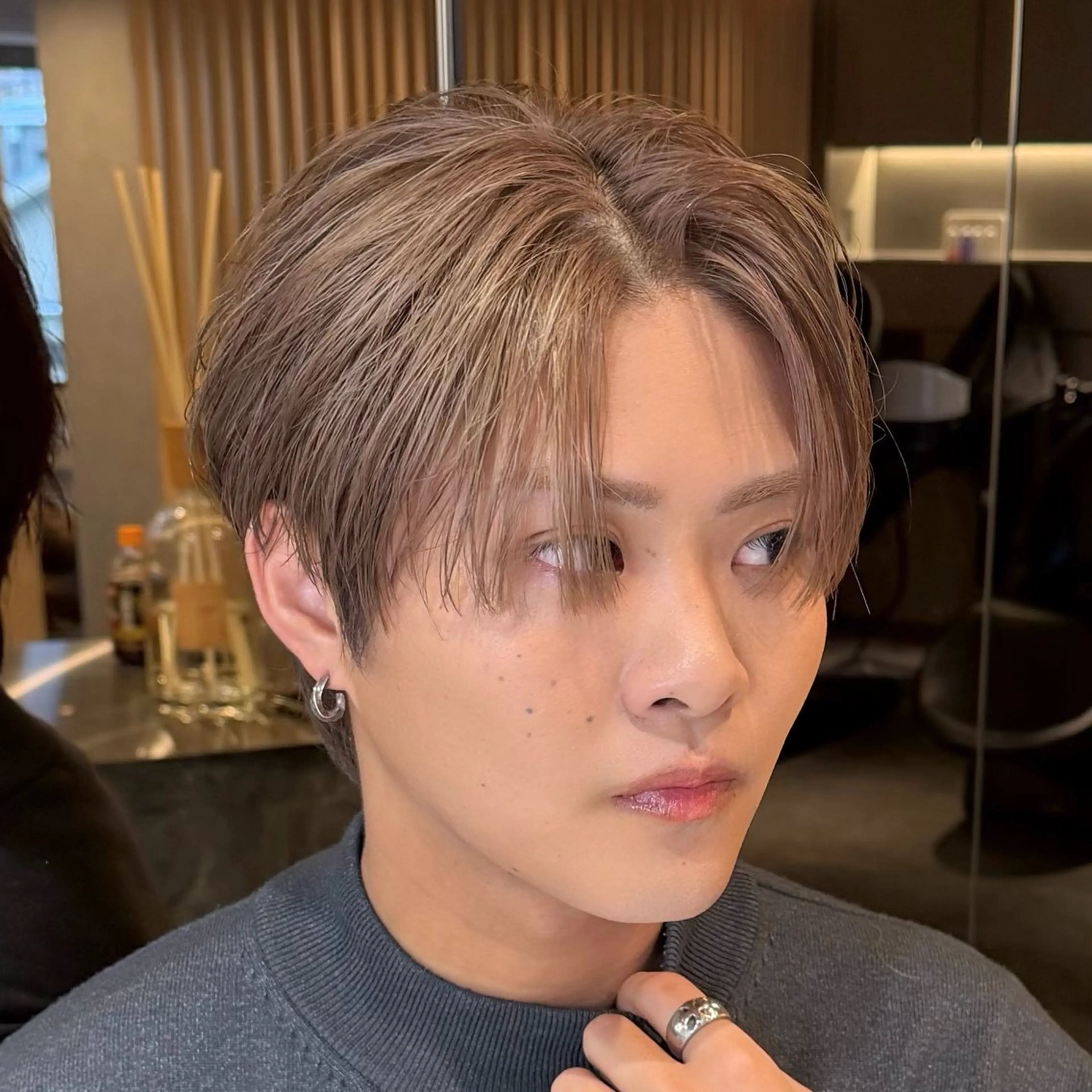 カラー メンズ カルマパーマ メンズ韓国風 メンズパーマ カット ヘアカラー トリートメント 【メンズ特化⚡️】 曲がる矯正/千原涼麻のヘアスタイル