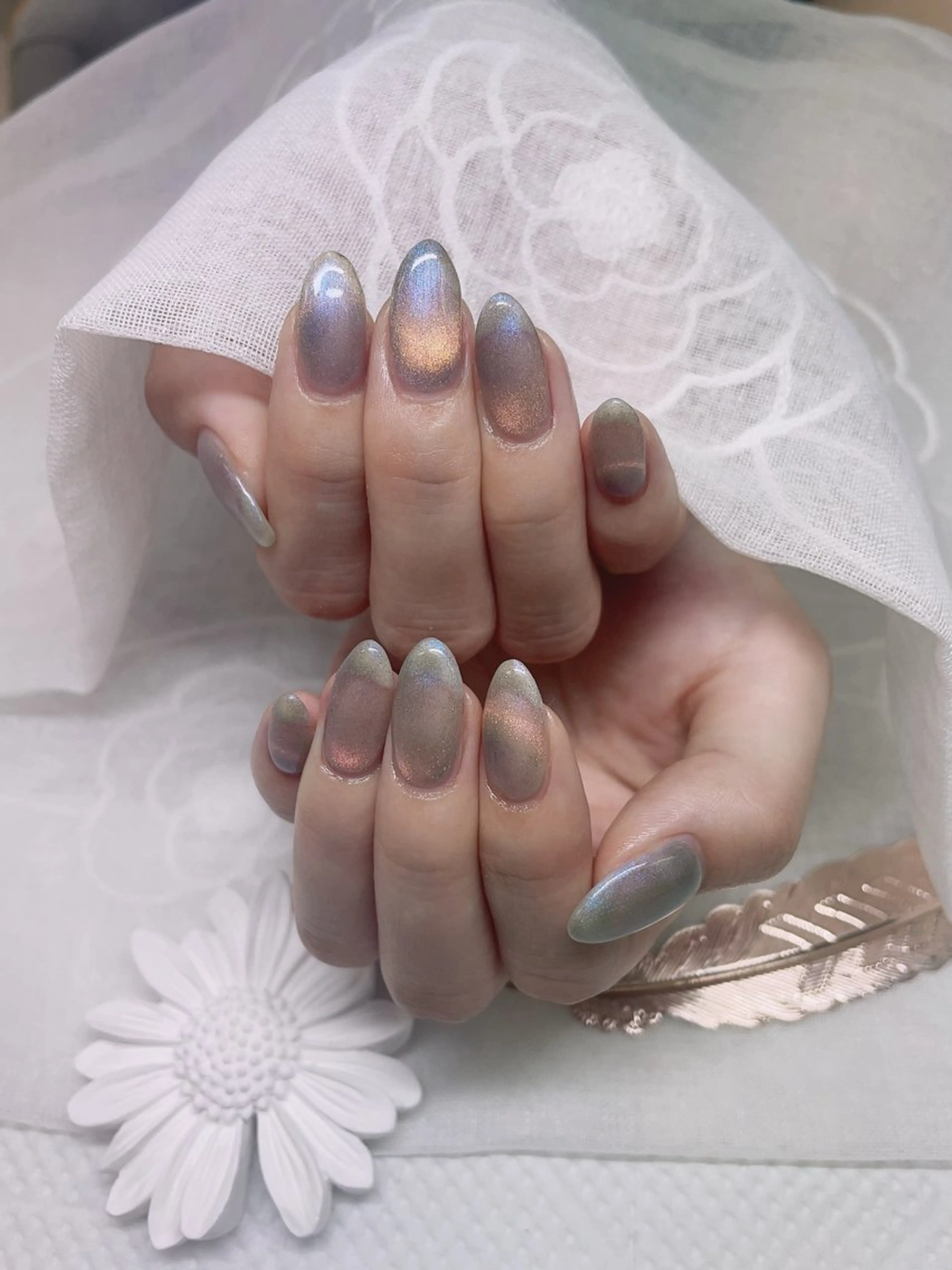 ネイル オーロラネイル マグネットネイル yuni所属・Nail salon yuriのネイルデザイン