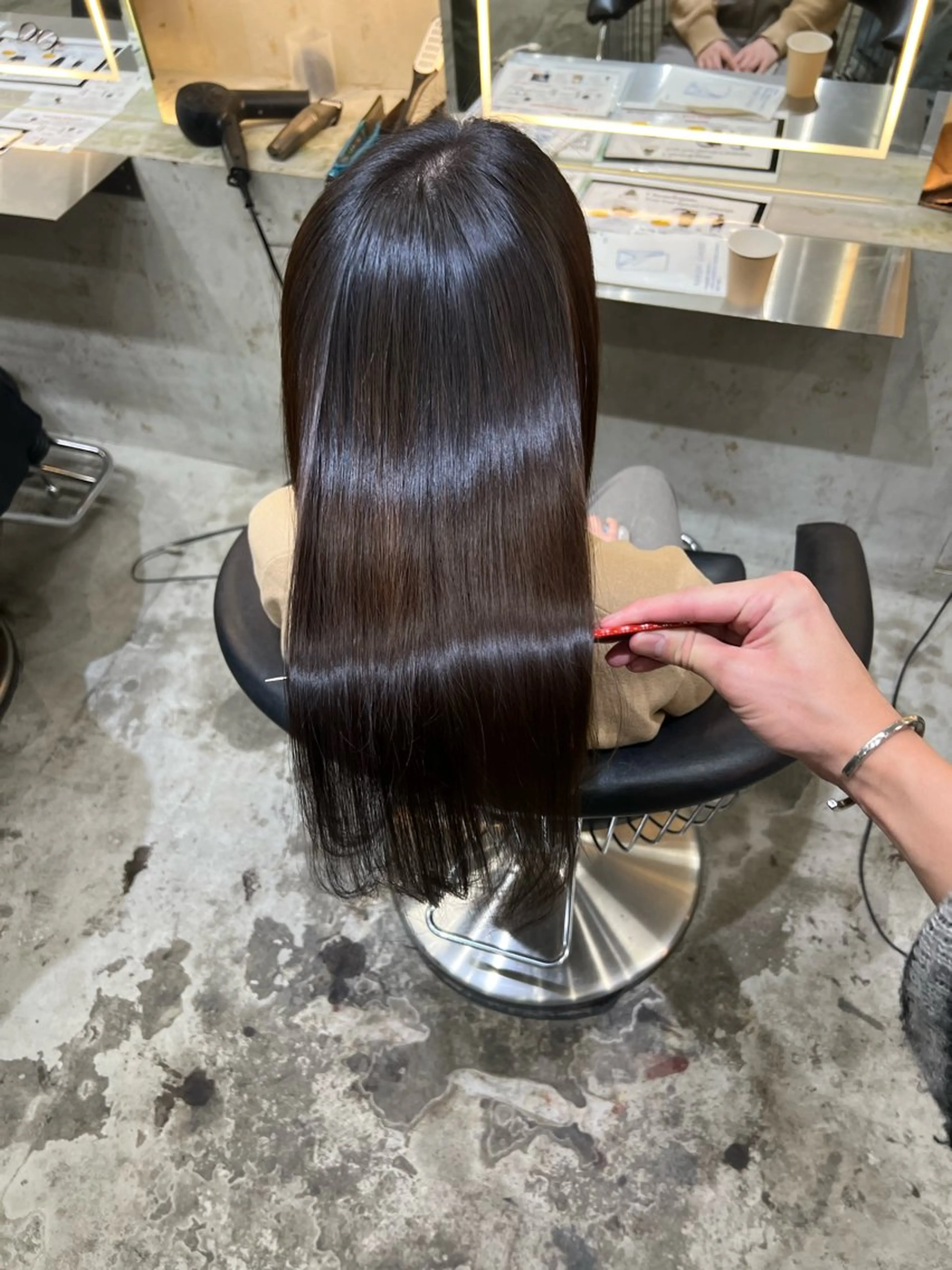 セミロング 髪質改善 縮毛矯正 カット 縮毛矯正 トリートメント ヘアセット 艶感カラー/縮毛矯正 髪質改善/三ツ木一生のヘアスタイル