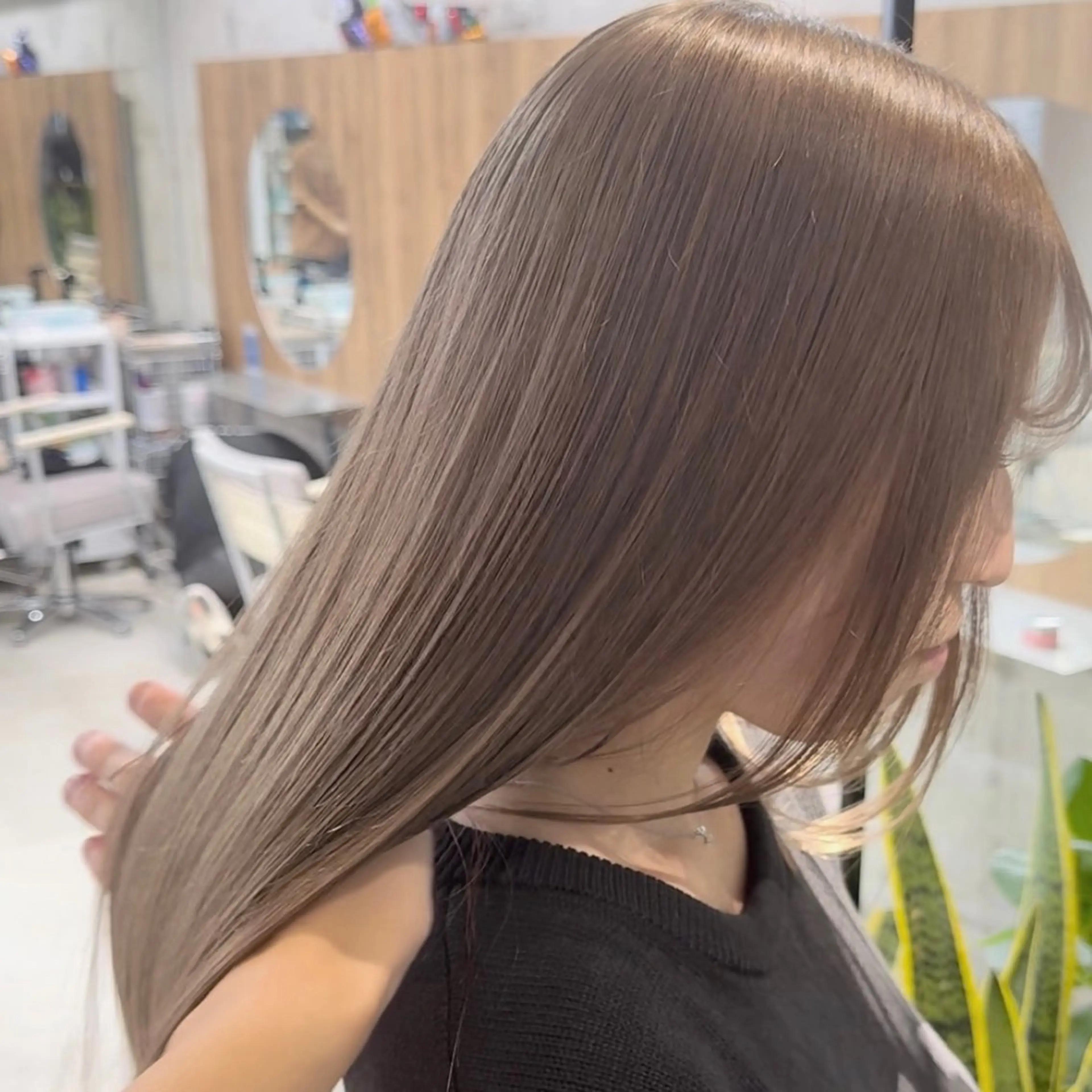 ロング ヘアカラー 🧸赤み消し🐾 ラベンダ/ミルクティのヘアスタイル