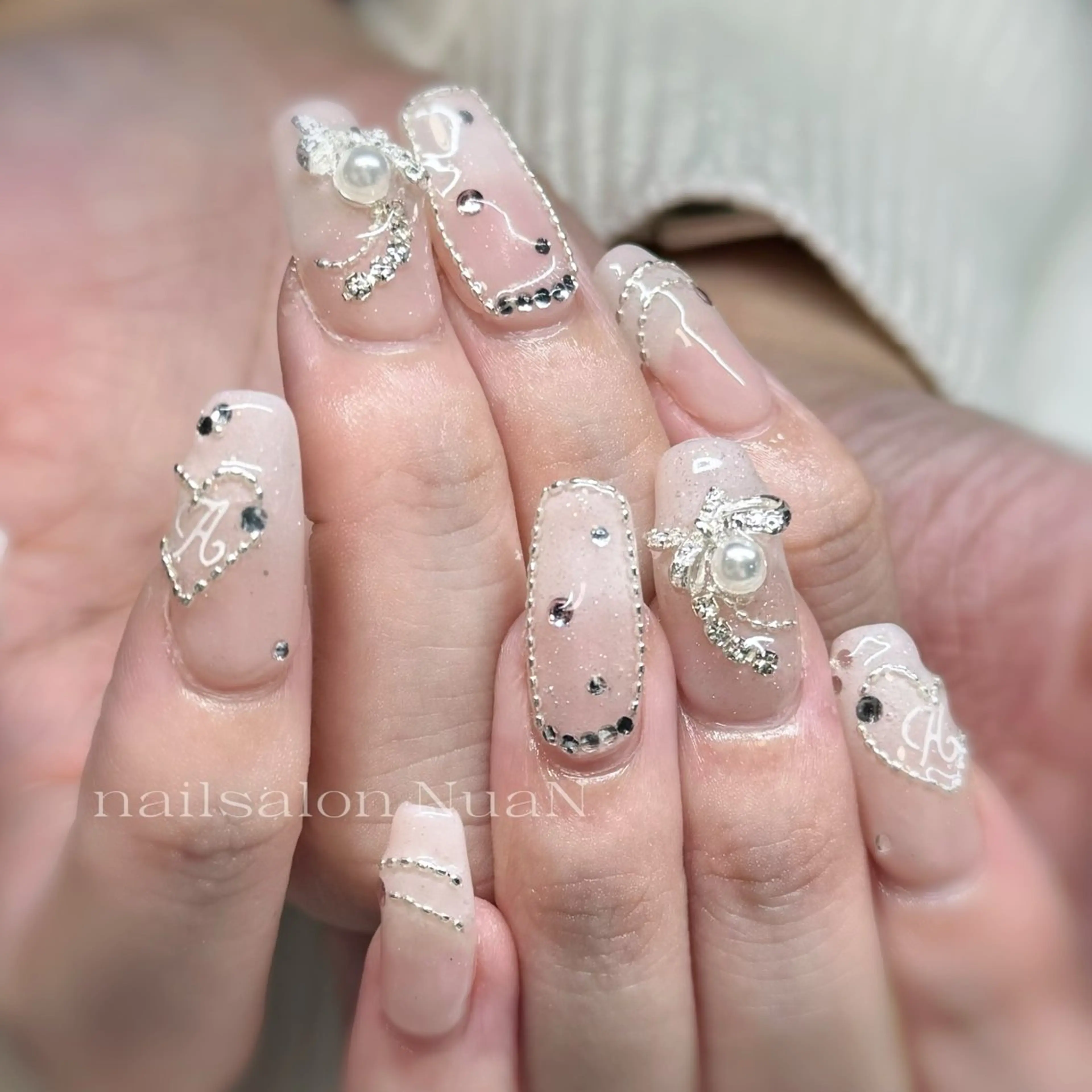 ネイル ハンドネイル NuaN ミニモ停止中のネイルデザイン