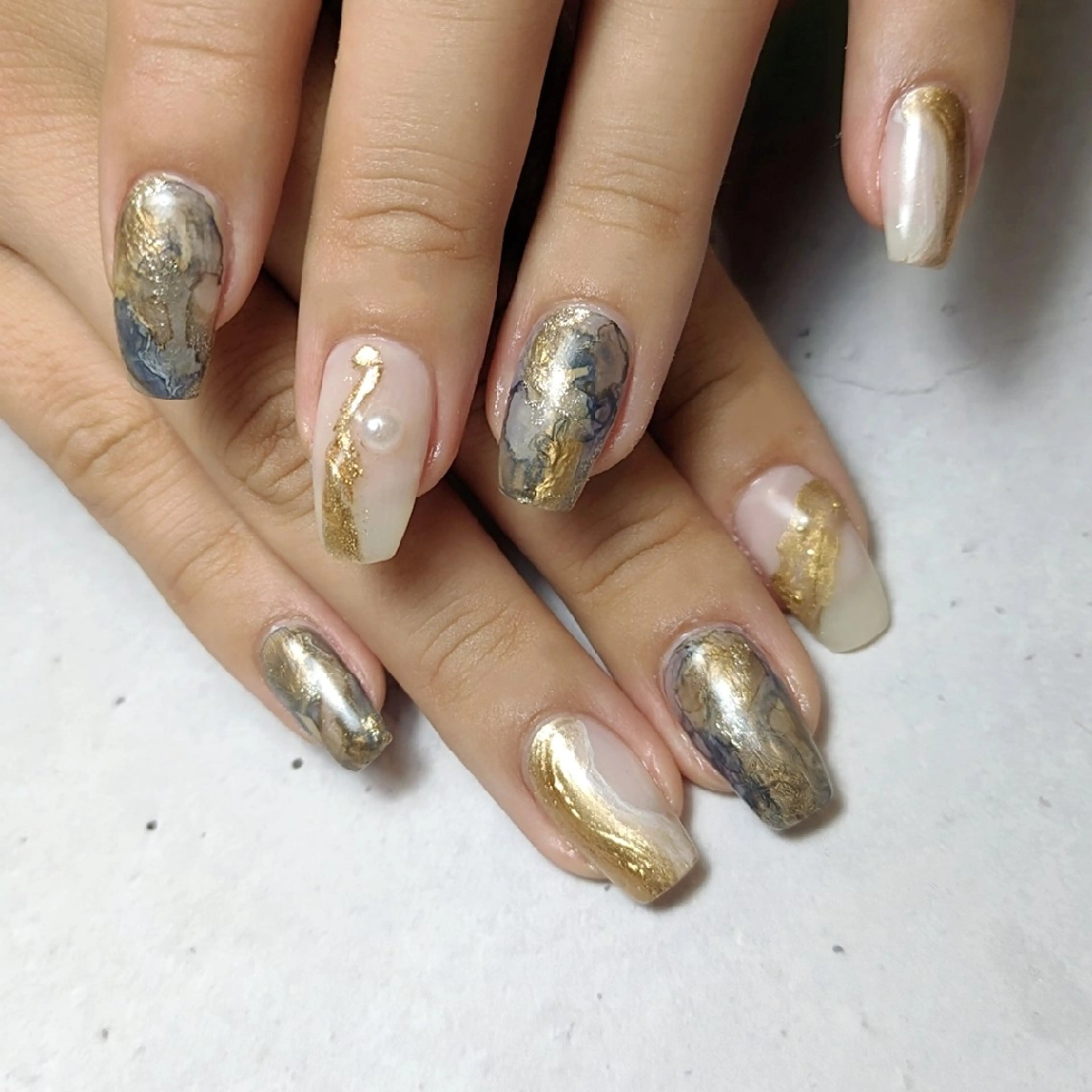 ネイル キラキラネイル ハンドネイル jolie  ISIHARAのネイルデザイン