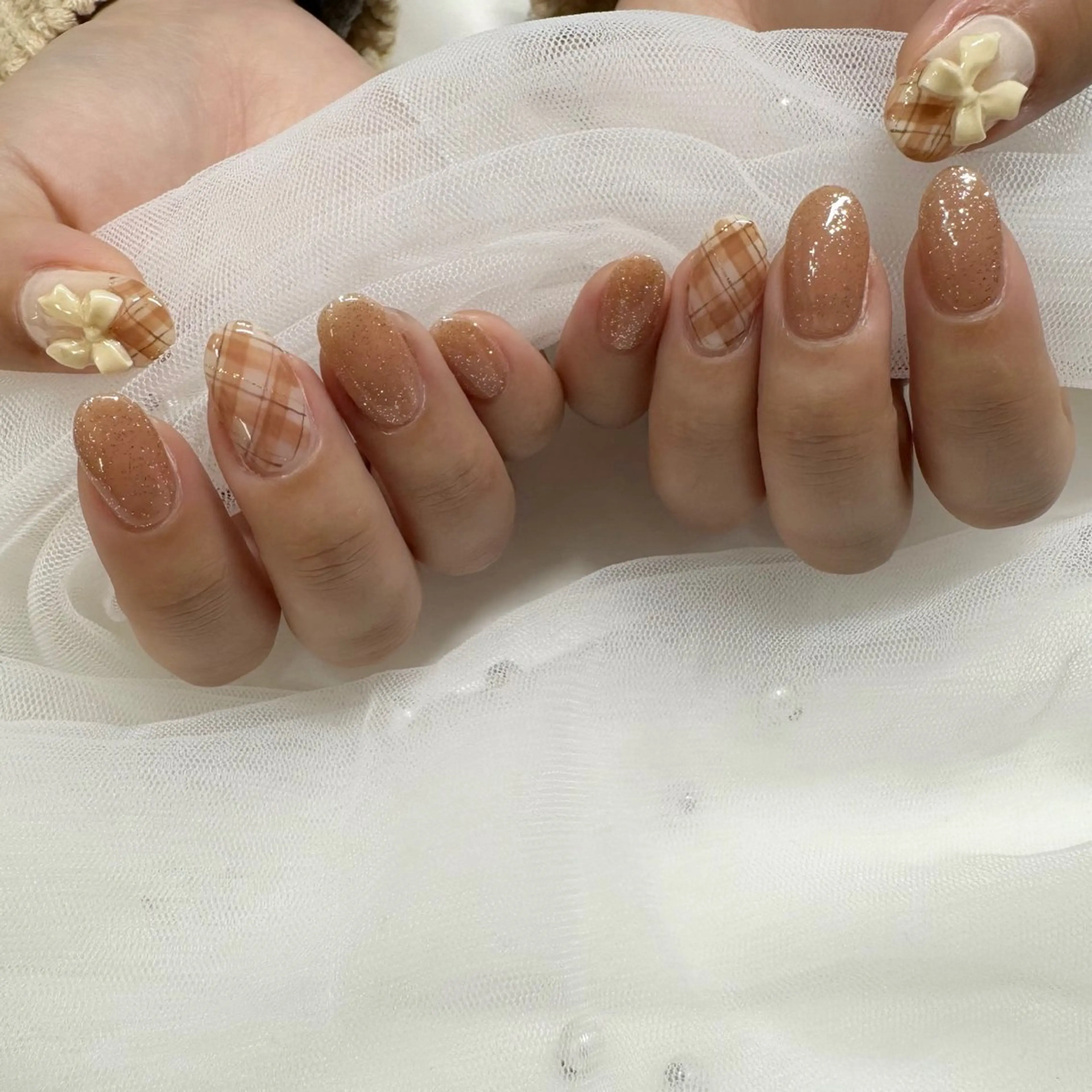 ネイル リボン 東 千夏のネイルデザイン