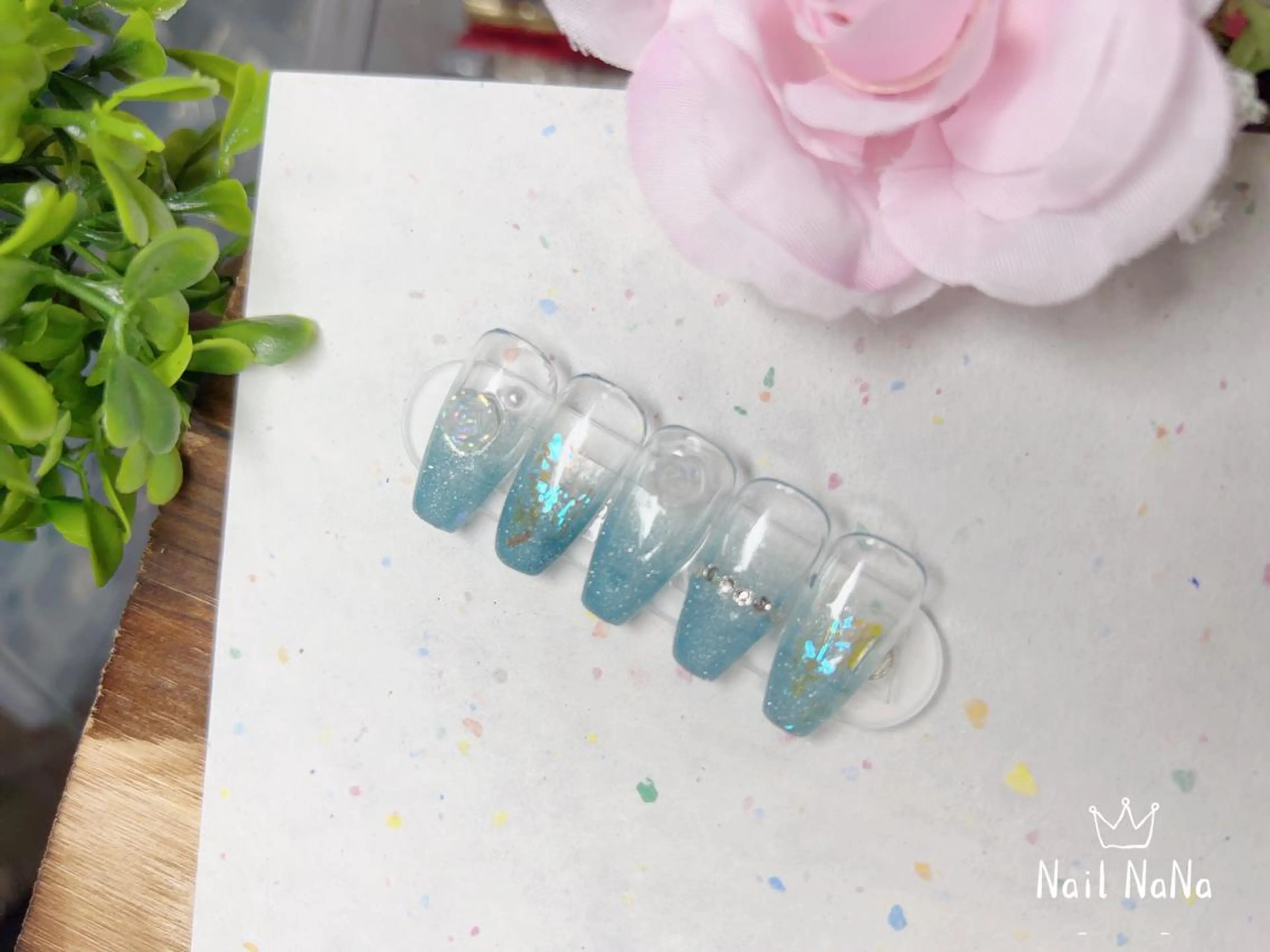 セミロング Nail NaNaのネイルデザイン