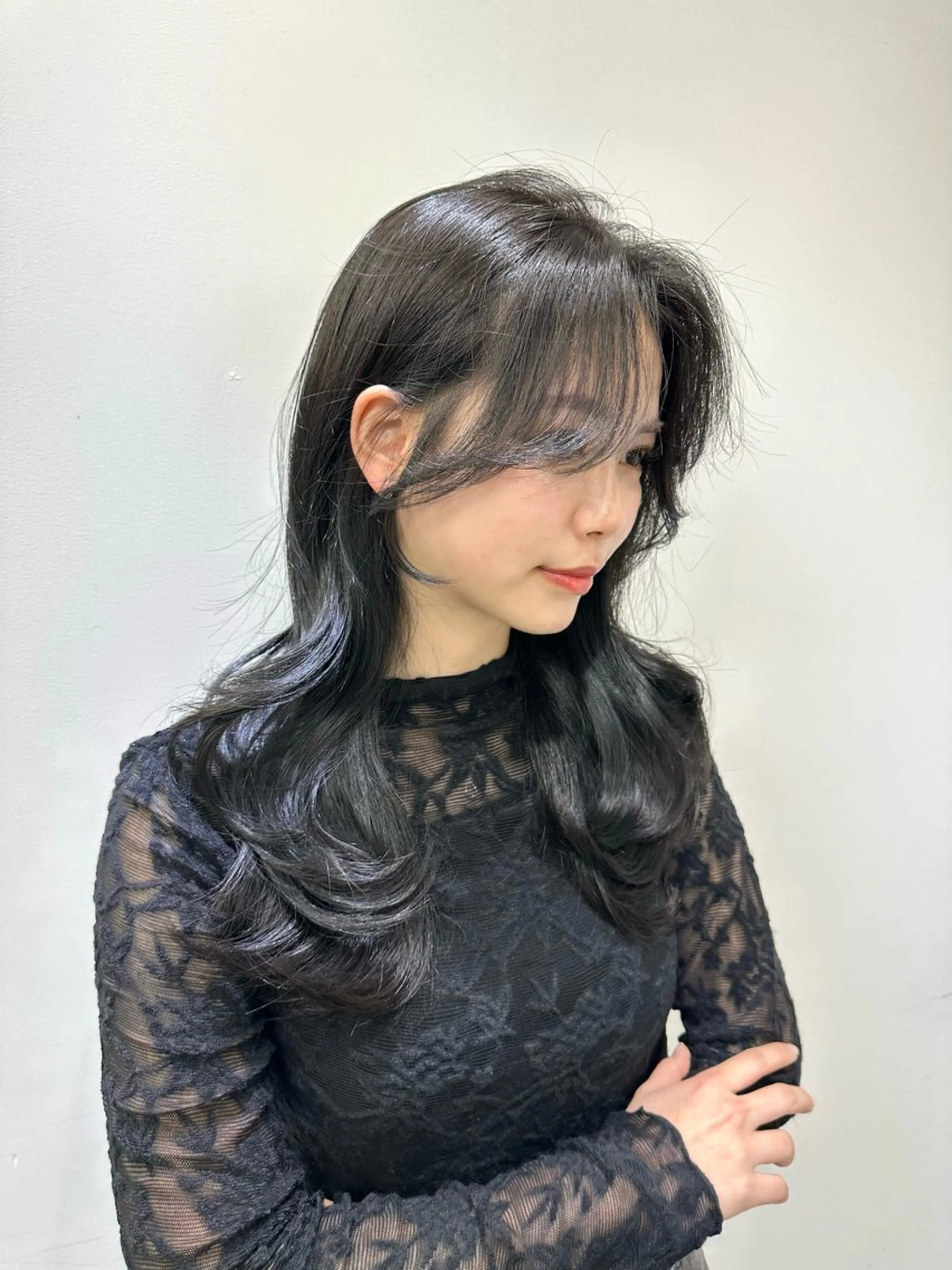 ロング カラー ミディアムレイヤー 添田晃基のヘアスタイル